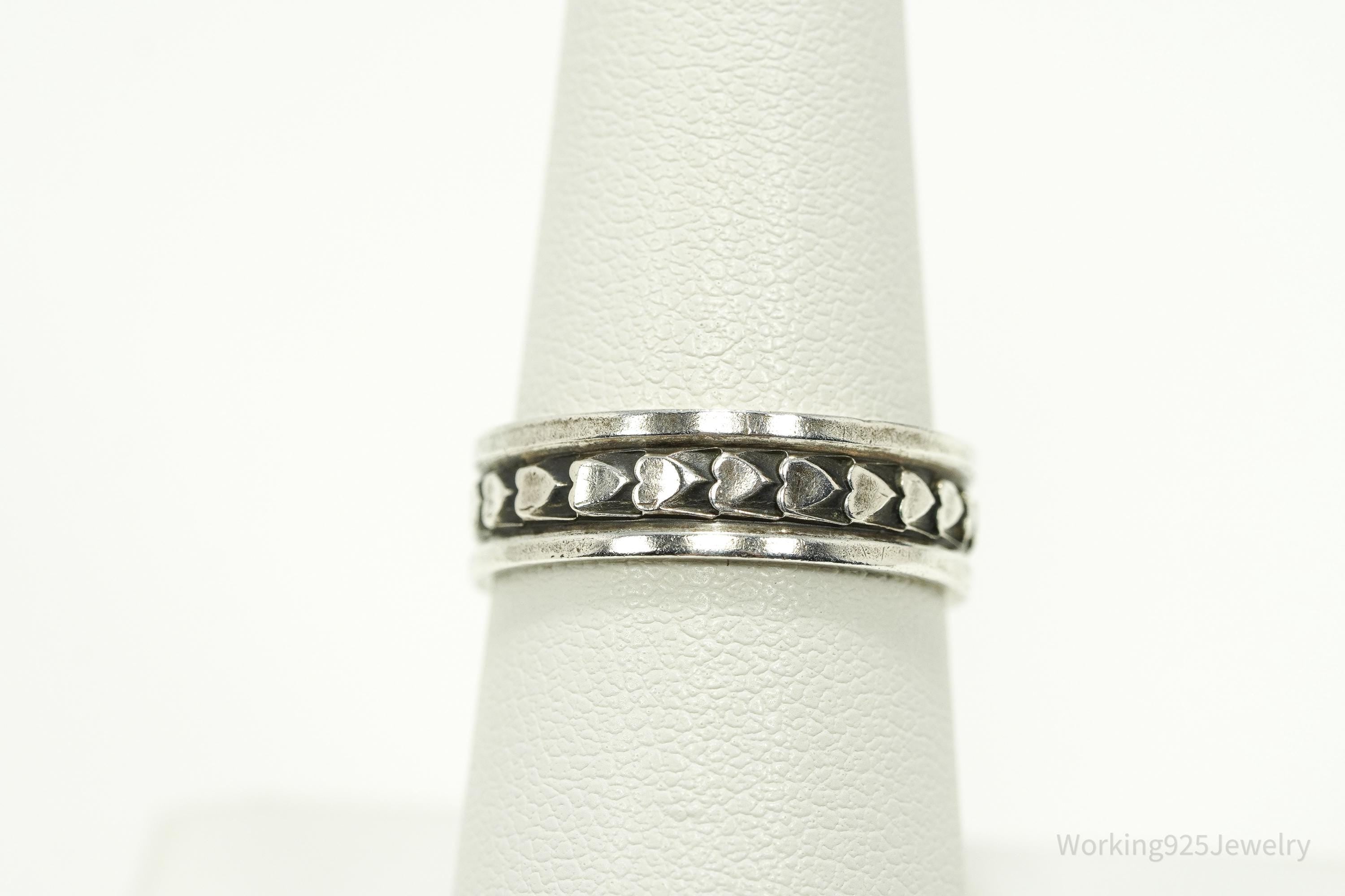 Antique Hearts Pattern Sterling Silver Band Ring - Size 7.5