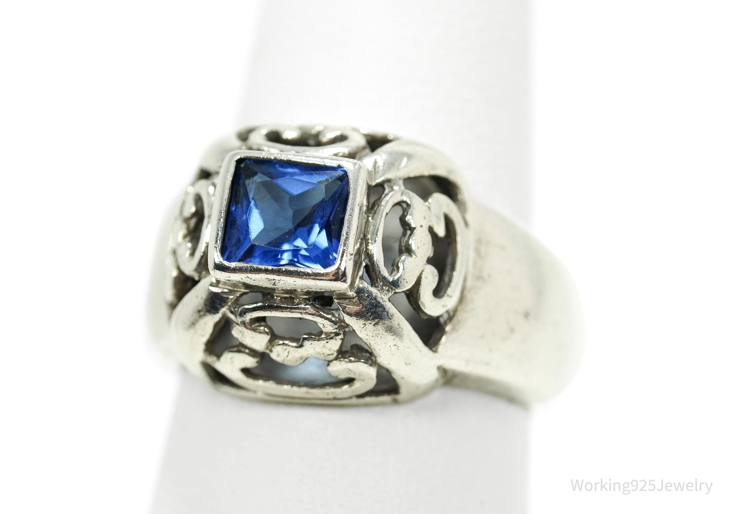 Vintage Blue Cubic Zirconia Sterling Silver Ring - Size 7.25