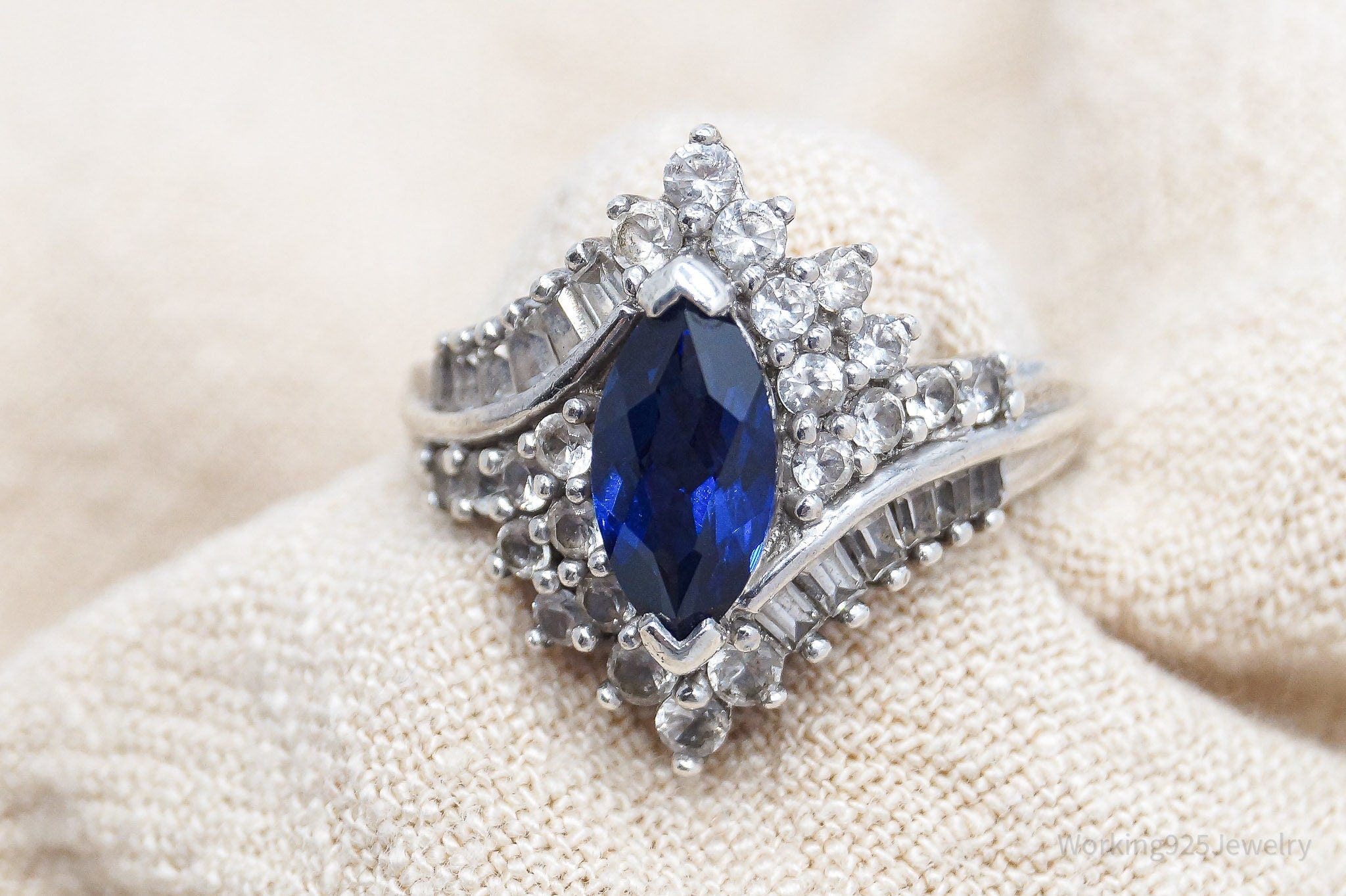 Vintage Lab Sapphire Cubic Zirconia Sterling Silver Ring - Size 6.75