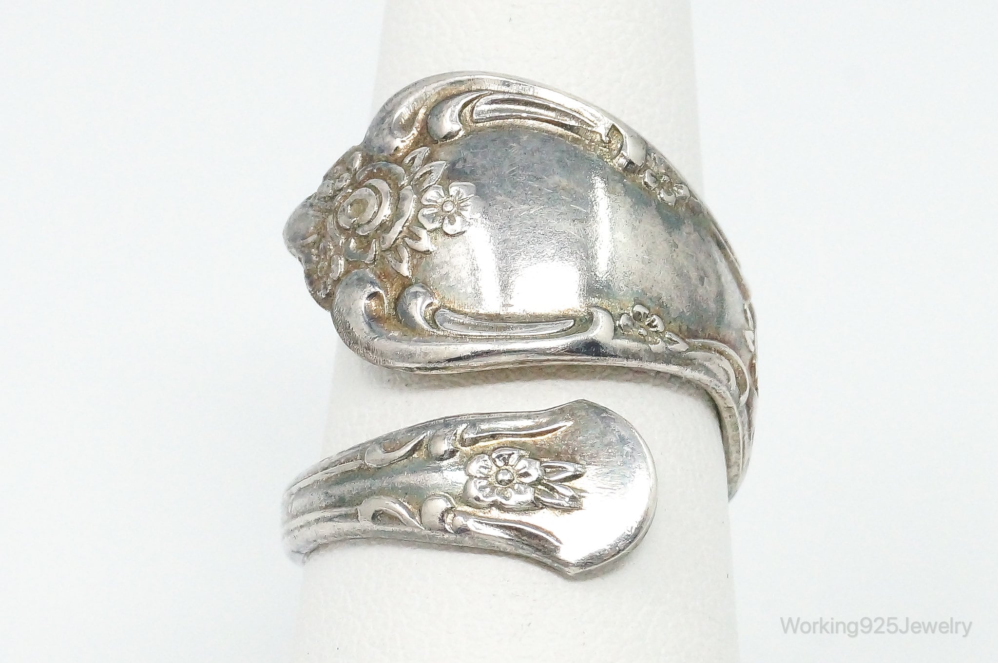 Vintage WM Rogers Silver Plate Floral Design Spoon Ring Size 7