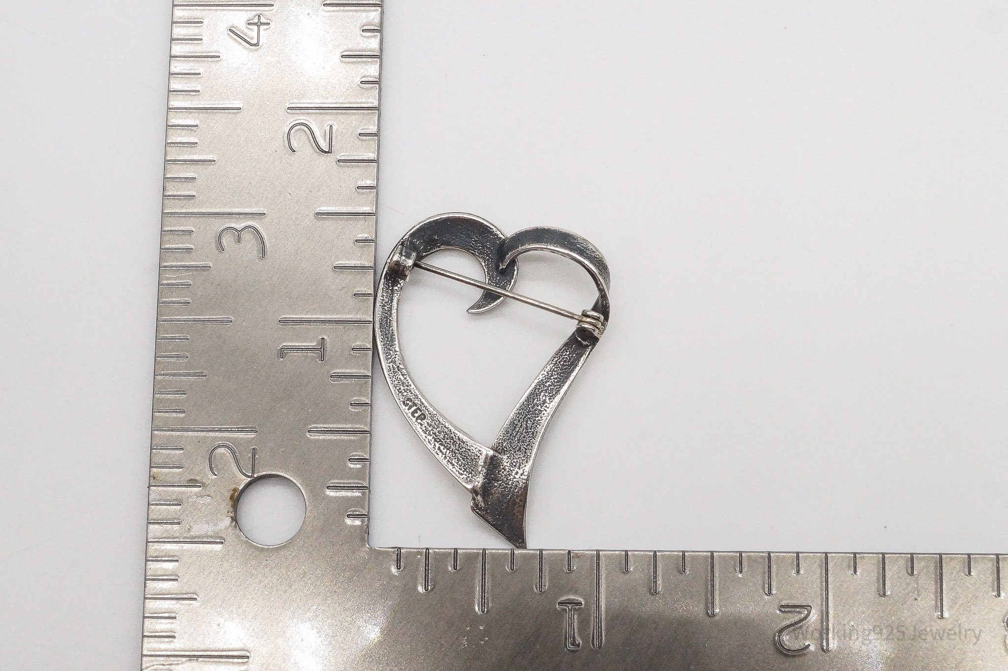 Vintage Open Heart Art Deco Sterling Silver Brooch Pin