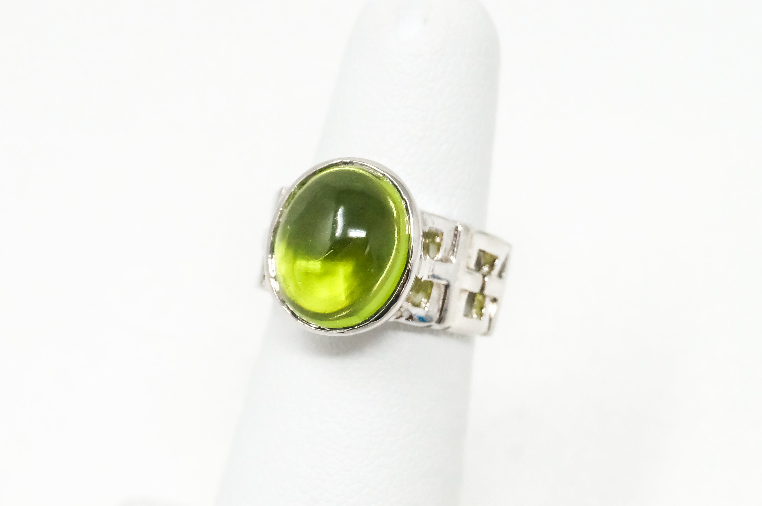 Vintage Peridot Buckle Cut Out Design Sterling Silver Ring - Sz 4.5 - 797641449