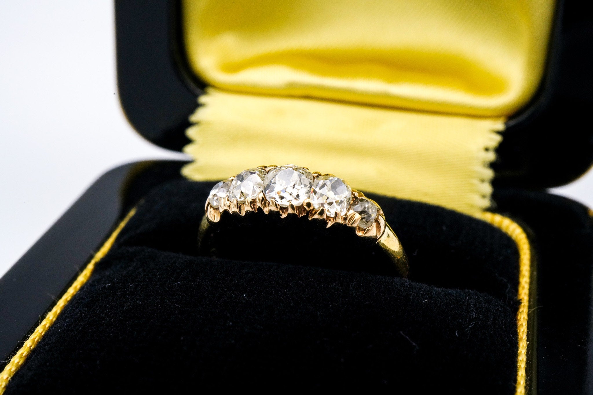 Victorian 14K Yellow Gold & Old Mine Cut Diamond Ring - Size 5 1/4