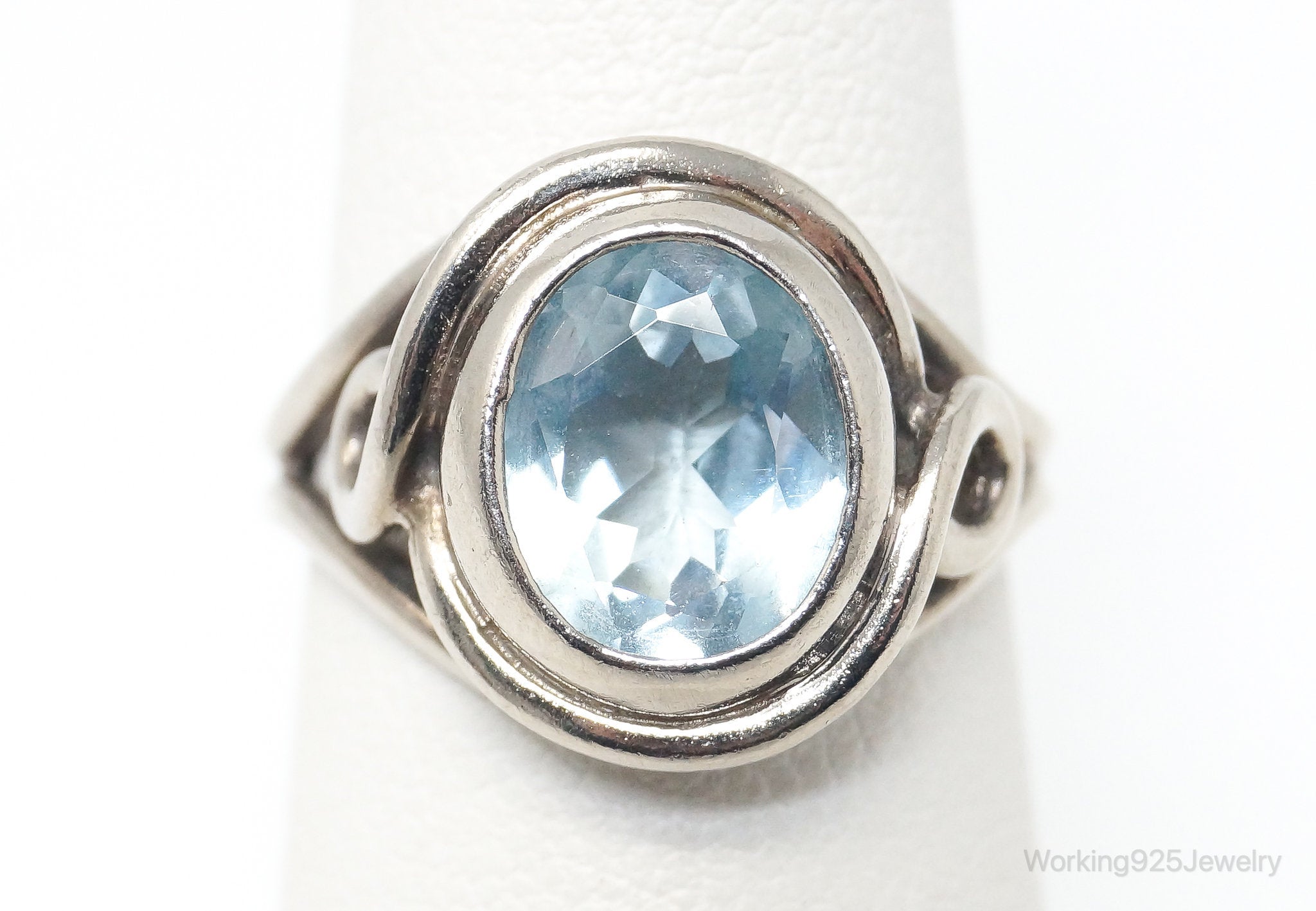 Vintage Modernist Style Blue Topaz Sterling Silver Ring - Size 6