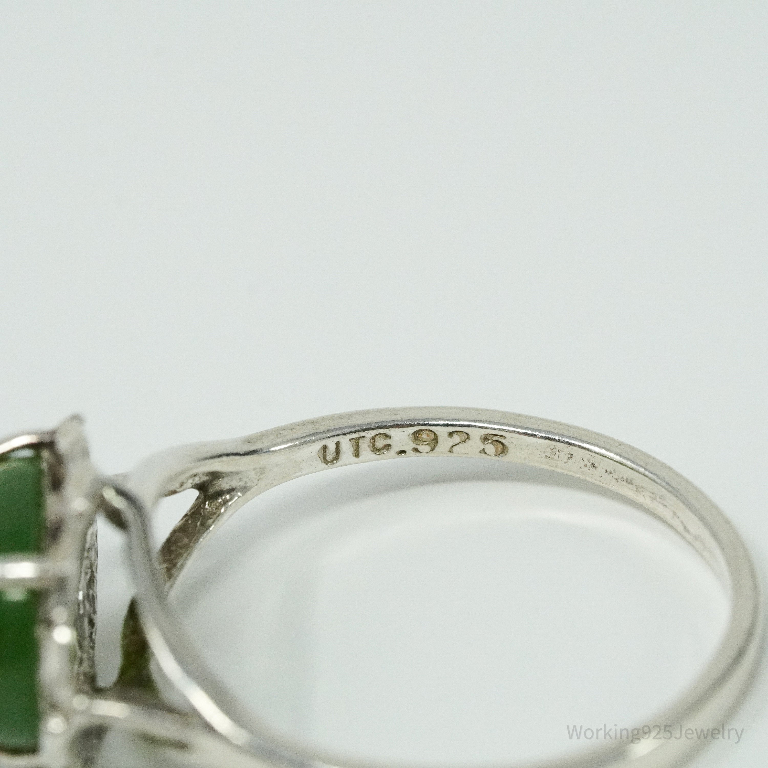 Vintage UTC Nephrite Jade Sterling Silver Ring - Size 9