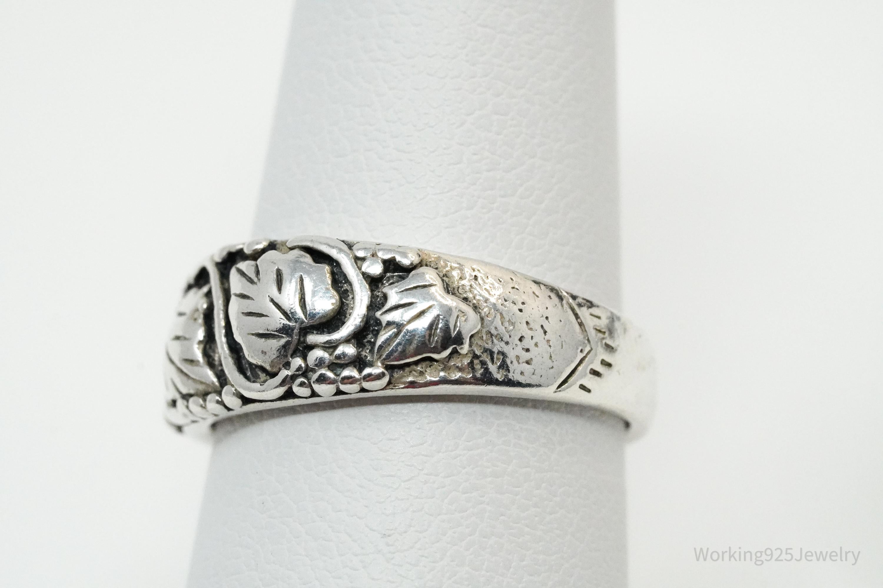 Vintage Grape Vine Leaves Sterling Silver Band Ring - Size 6.75