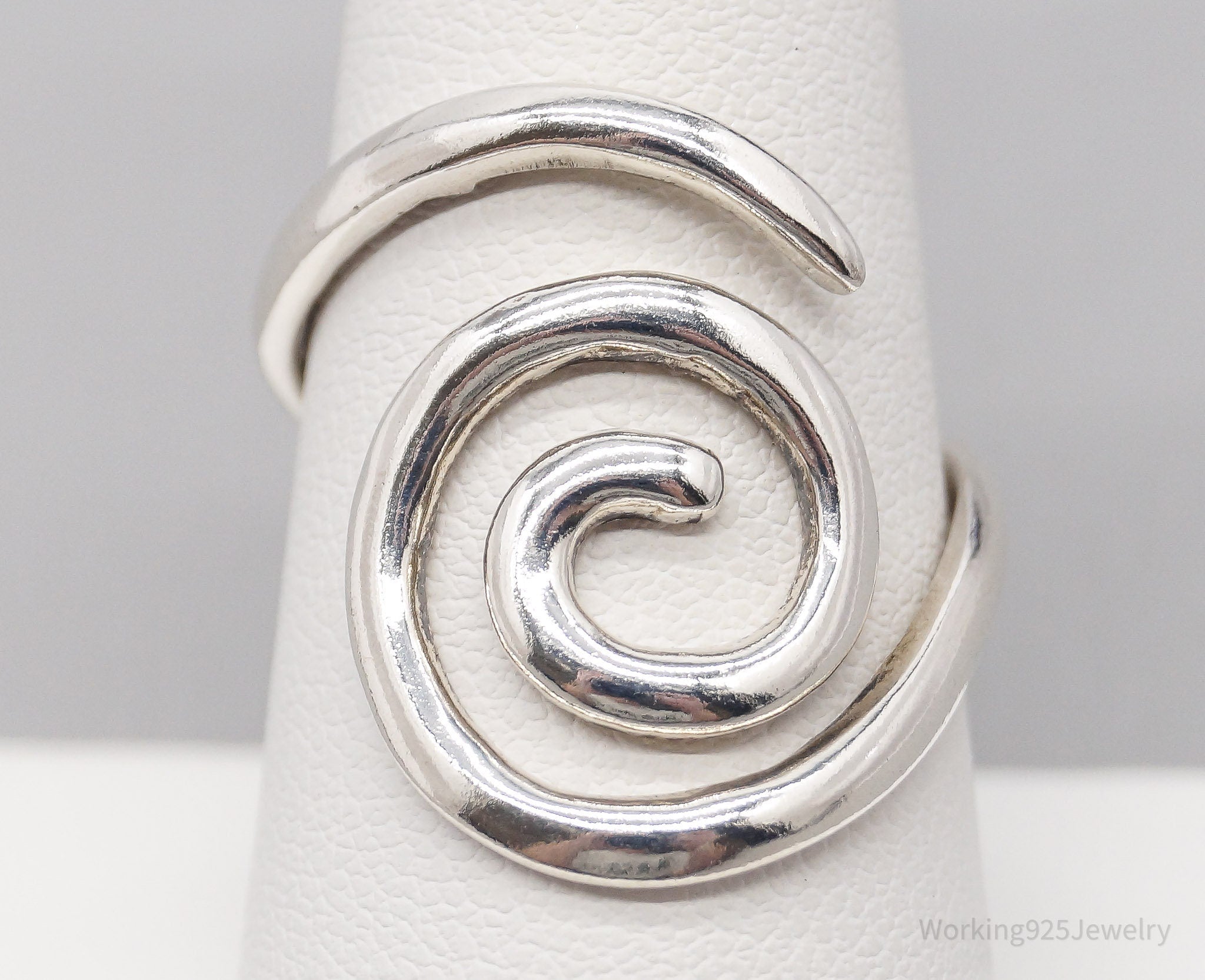 Vintage Spiral Modernist Sleek Sterling Silver Ring - Size 8.75