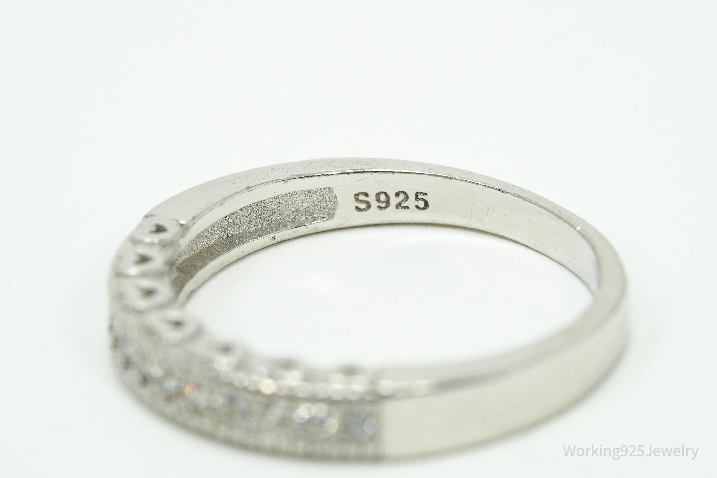 Vintage Cubic Zirconia Hearts Pattern Sterling Silver Ring - Size 8