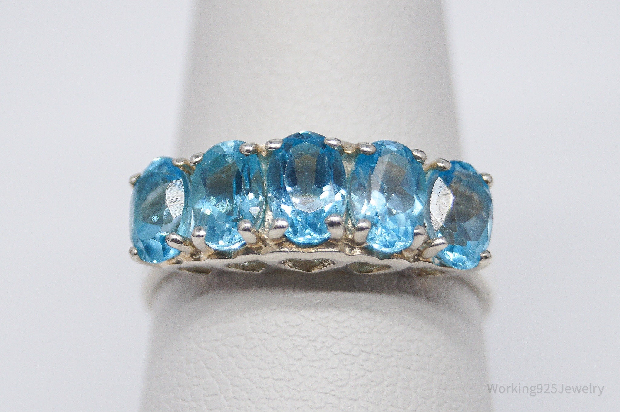 Vintage CNA Blue Topaz Hearts Pattern Sterling Silver Ring - Size 8