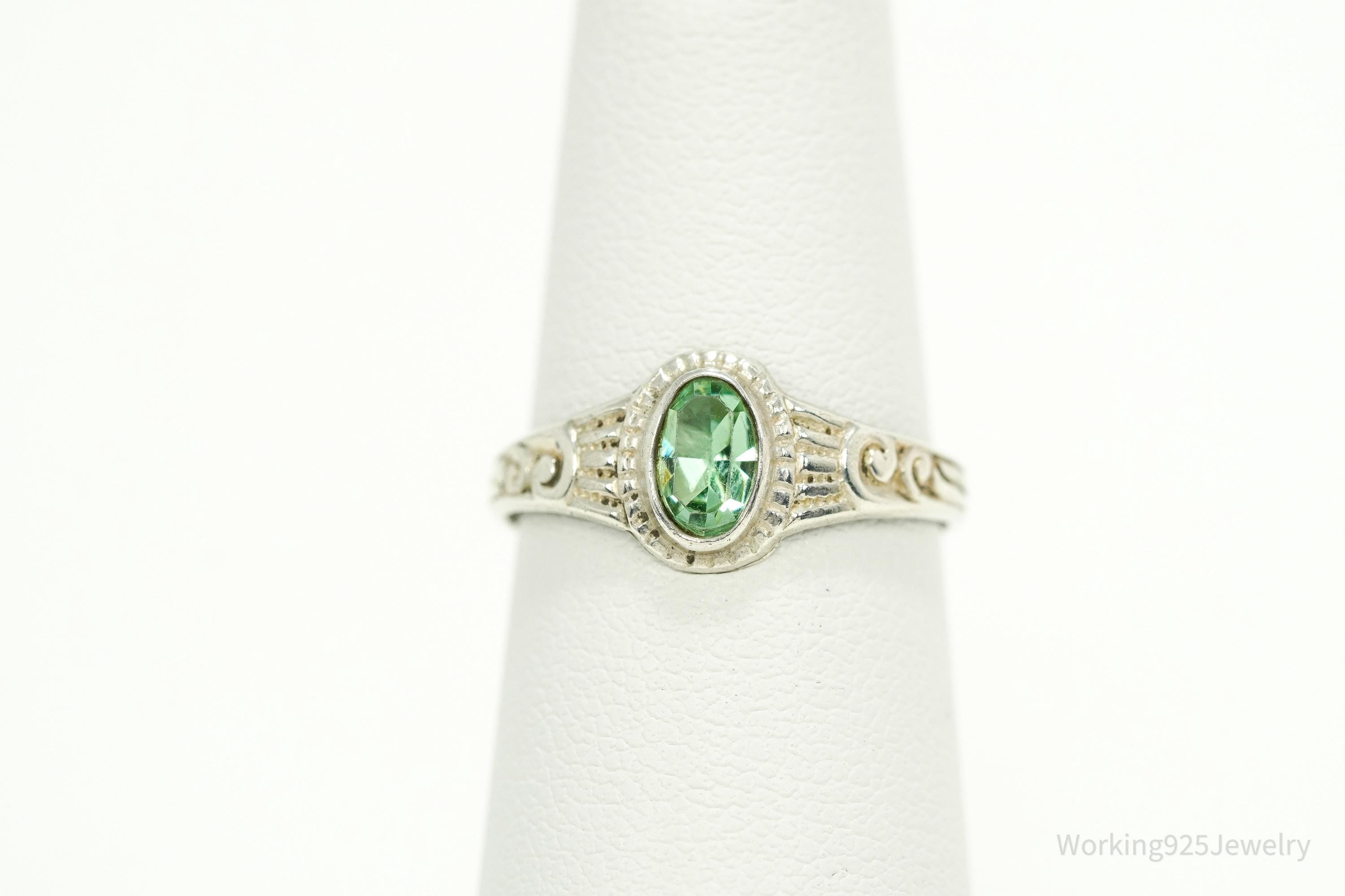 Antique Designer Uncas Green Glass Stone Sterling Silver Ring - Size 6