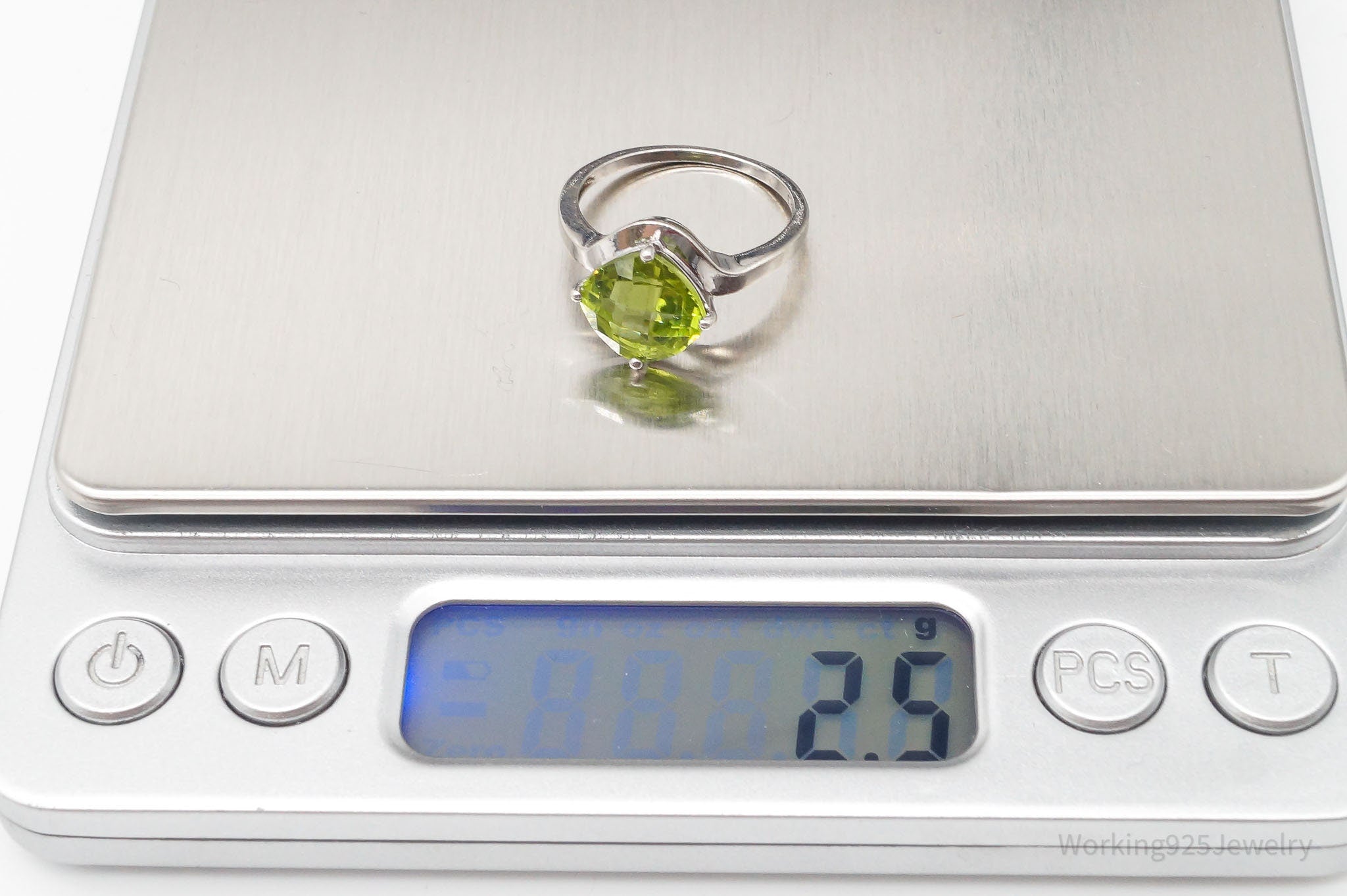 Vintage Peridot Sterling Silver Ring - Size 6.75