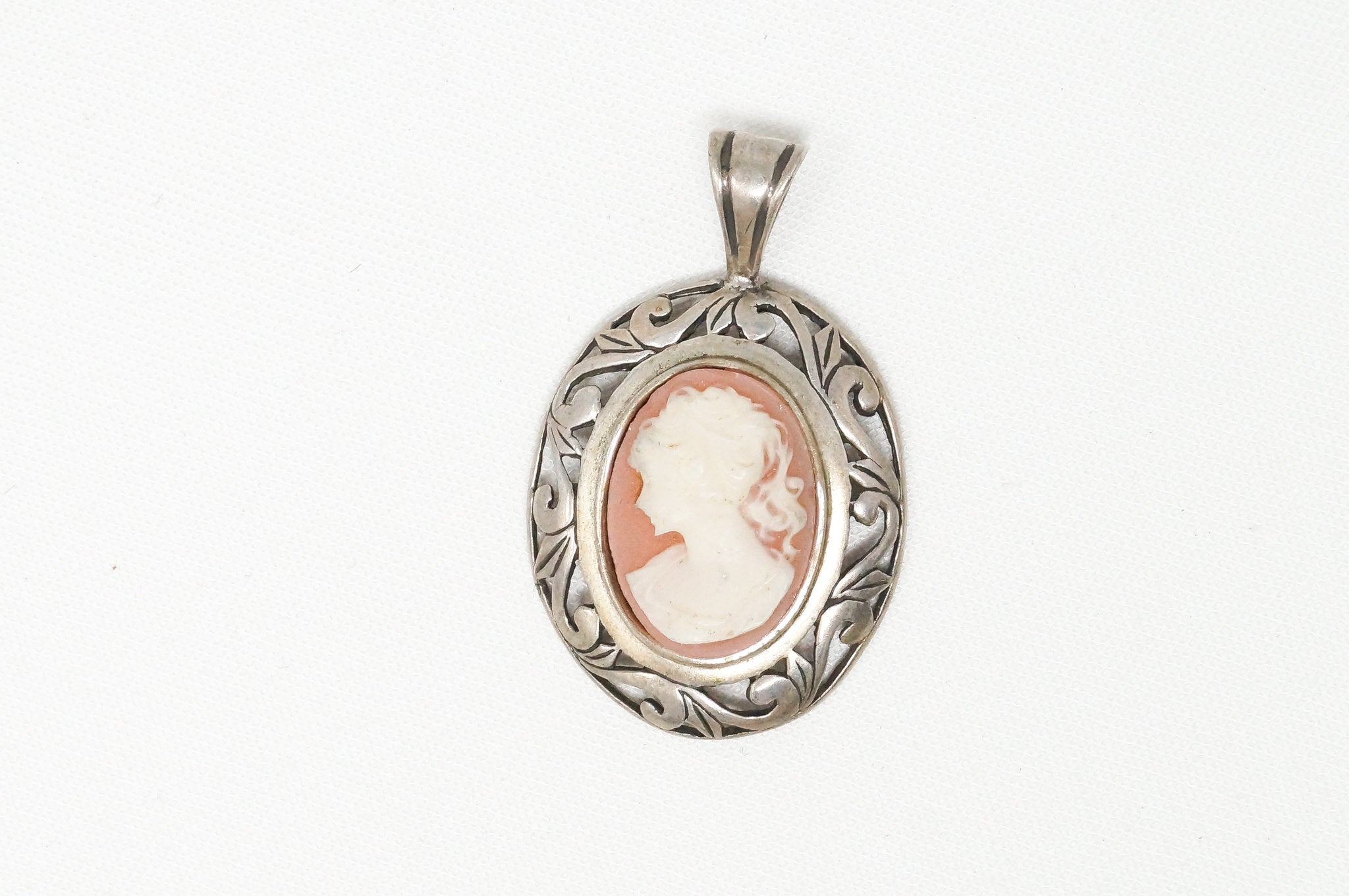 Vtg Designer Jolaine Carved Cameo Shell Woman Sterling Silver Necklace Pendant