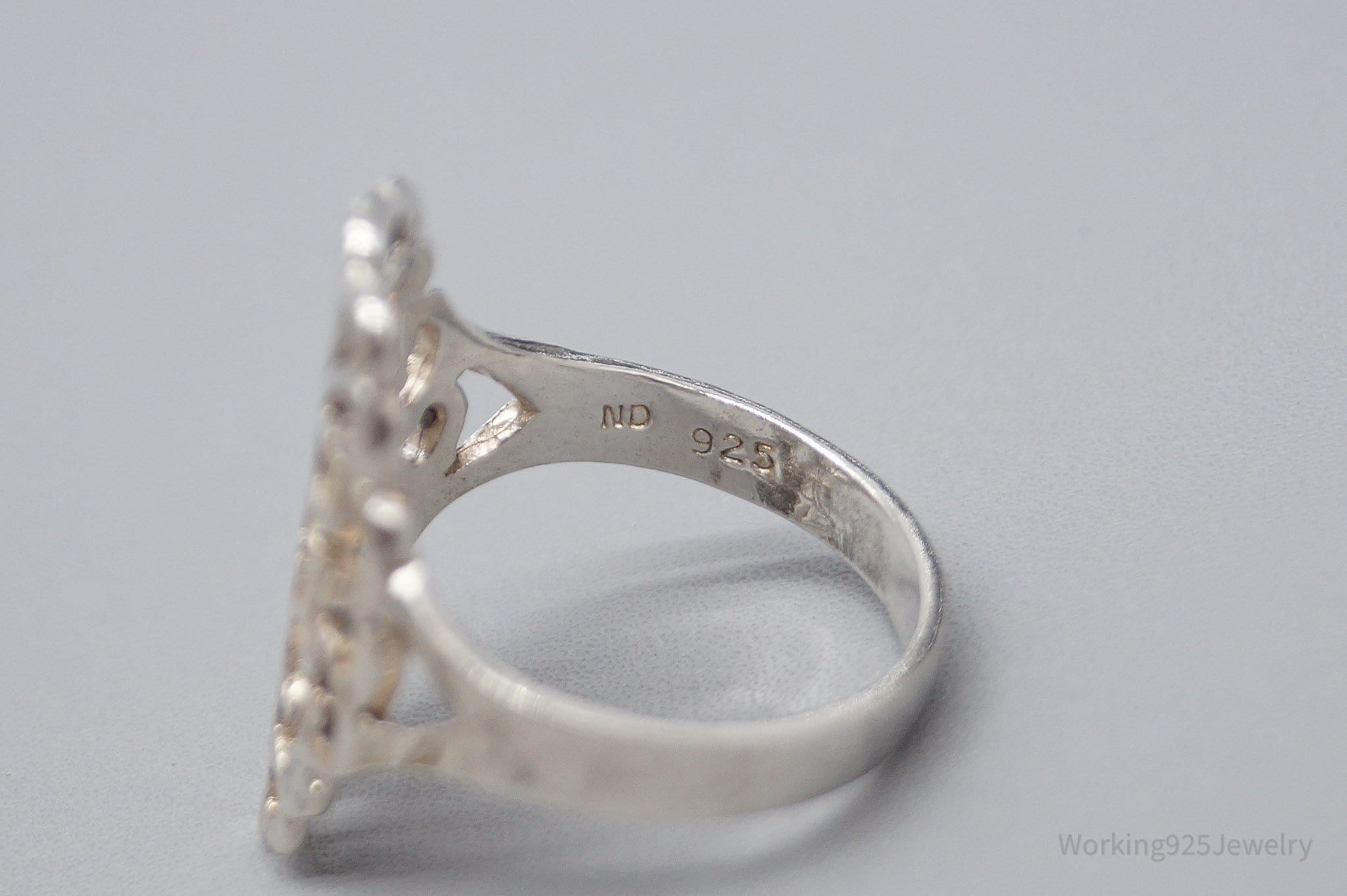 Vintage Diamond Cut Style Filigree Sterling Silver Ring - Size 7.25