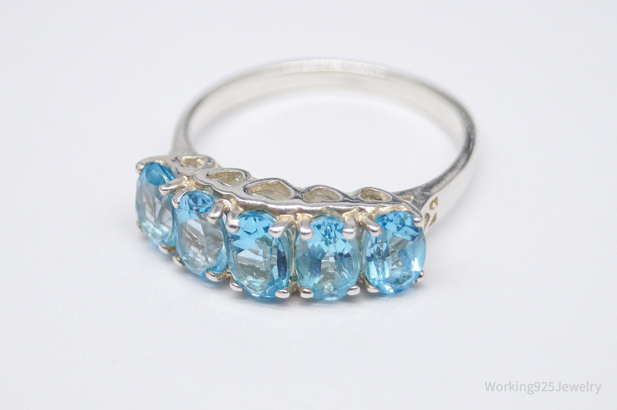 Vintage CNA Blue Topaz Hearts Pattern Sterling Silver Ring - Size 8