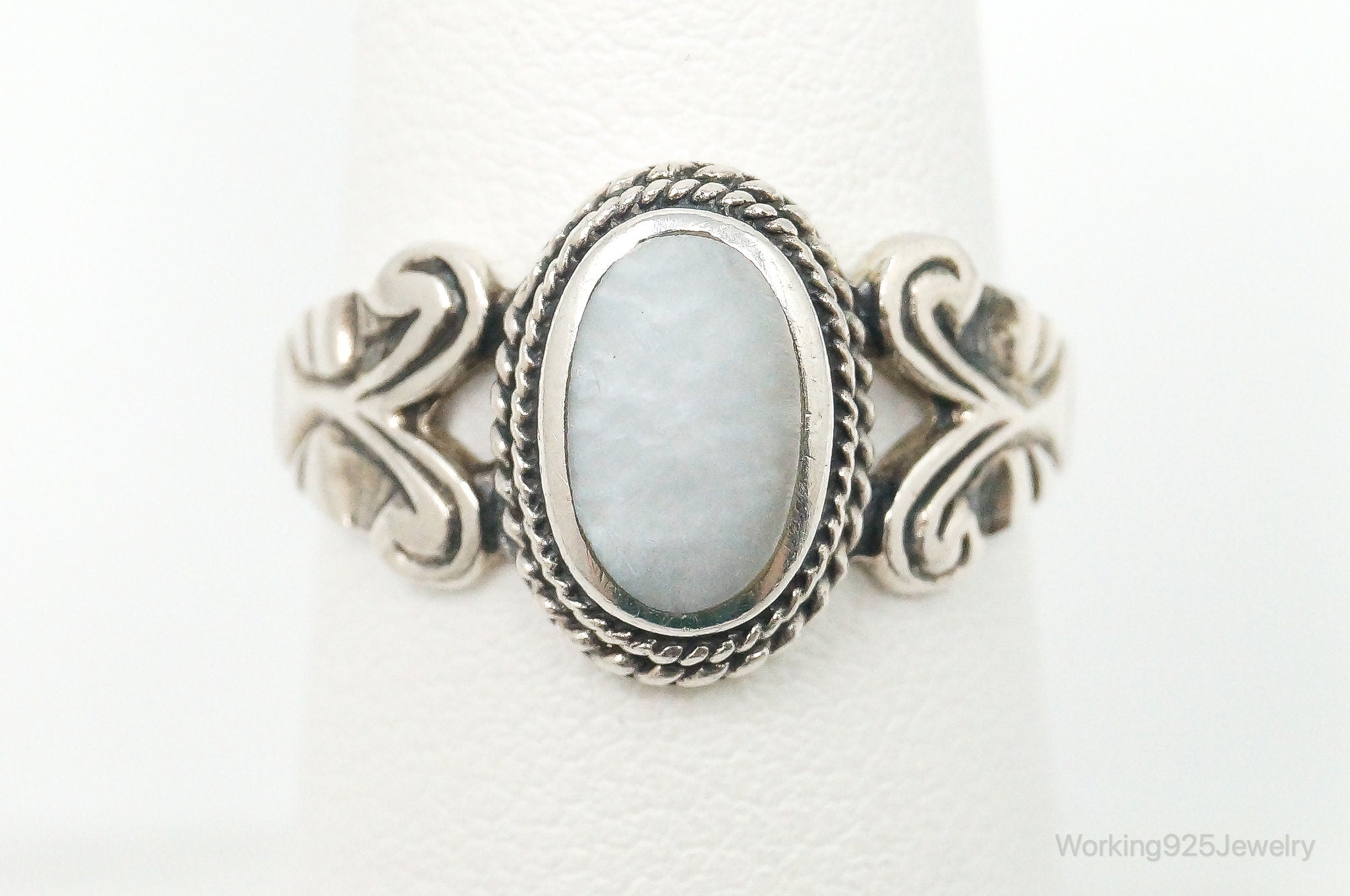 Vintage Mother Of Pearl Bali Style Sterling Silver Ring - Size 7