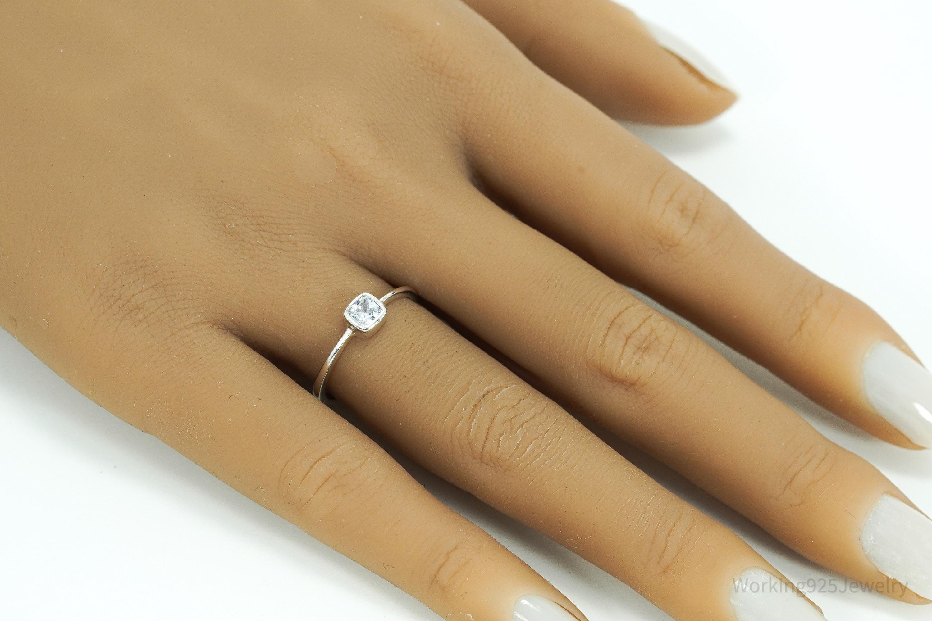 Vintage Cubic Zirconia Sterling Silver Ring - Size 7.25