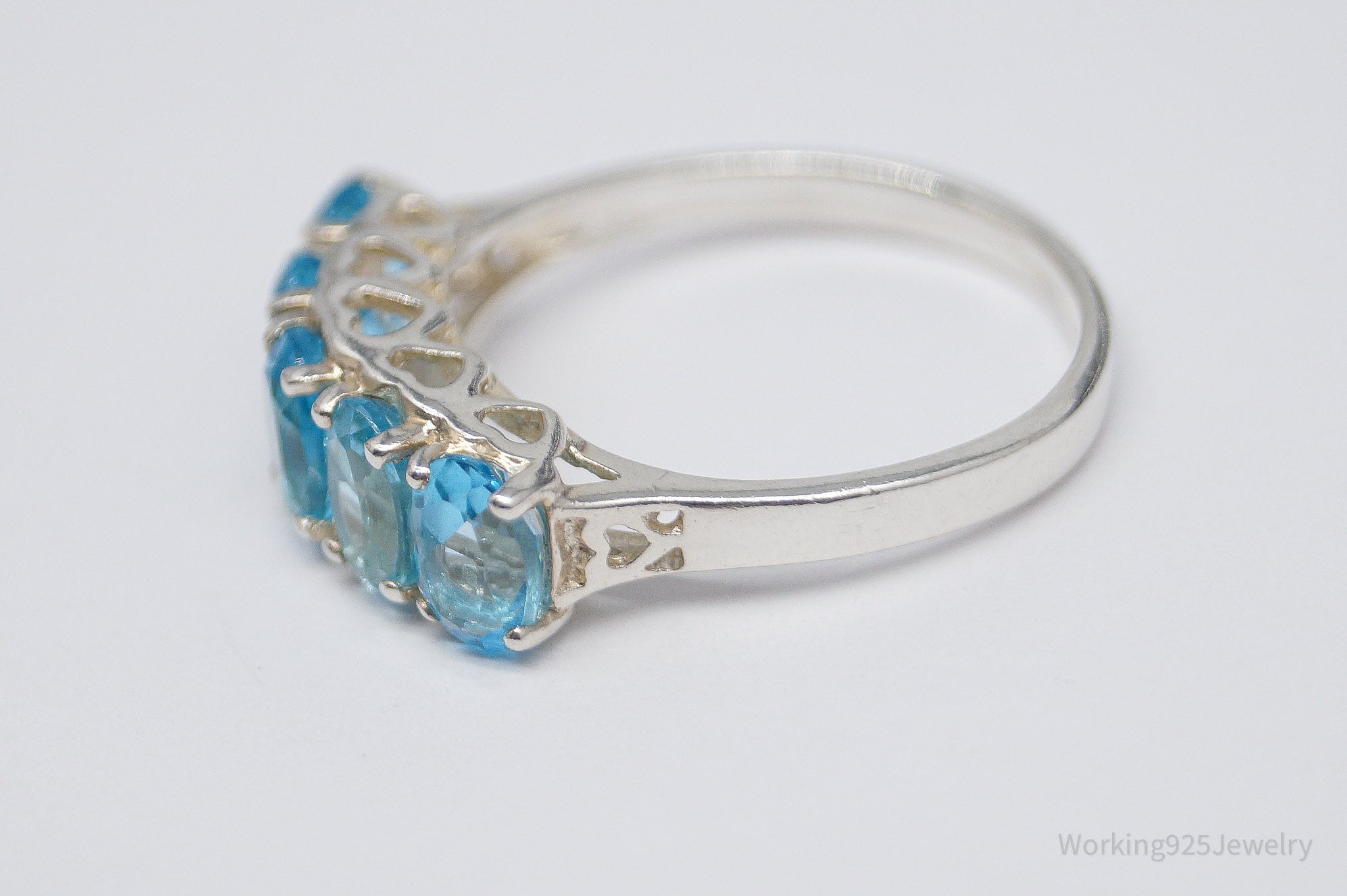 Vintage CNA Blue Topaz Hearts Pattern Sterling Silver Ring - Size 8