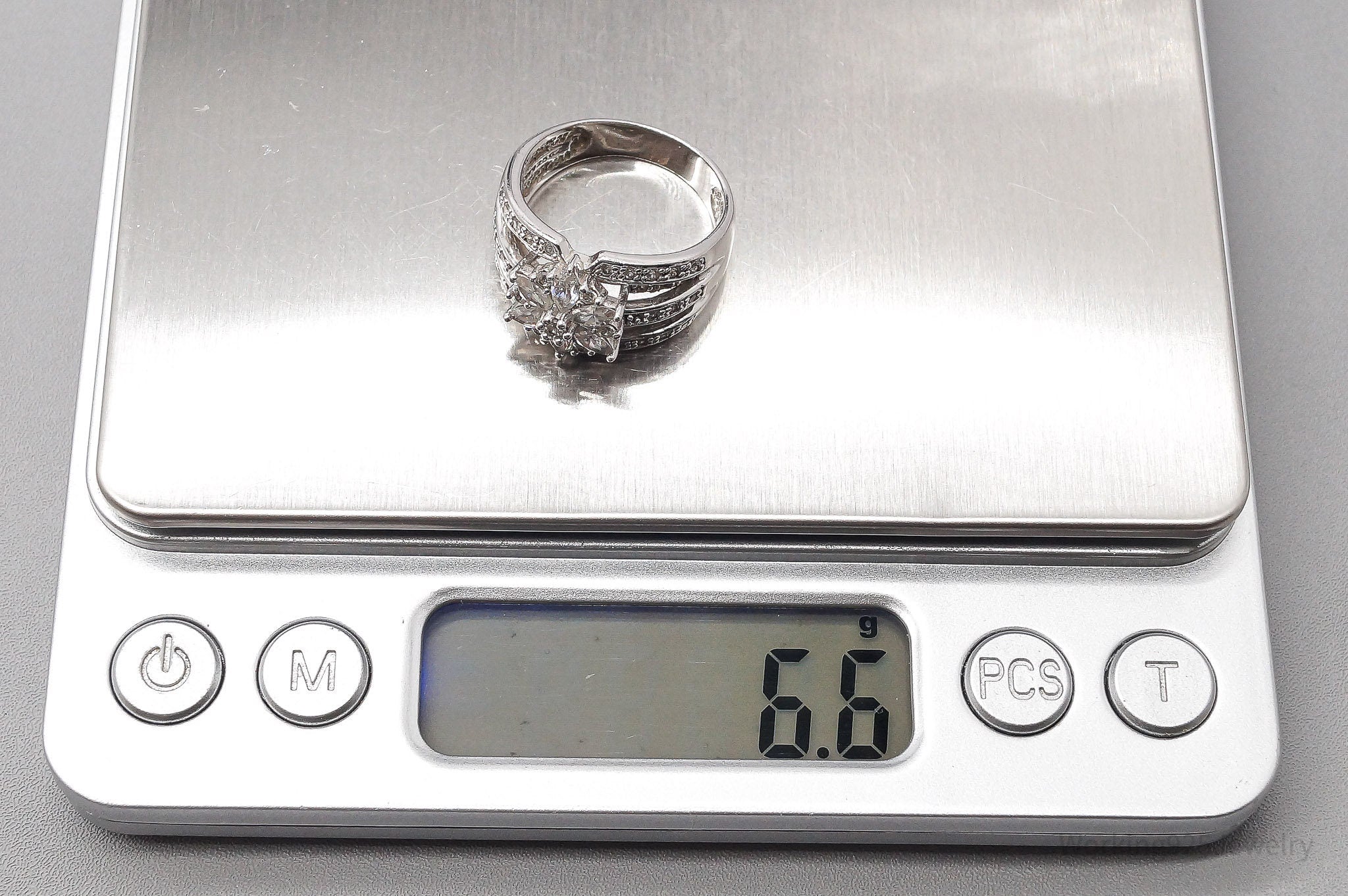 Vintage SW Cubic Zirconia Flower Sterling Silver Ring - Size 7