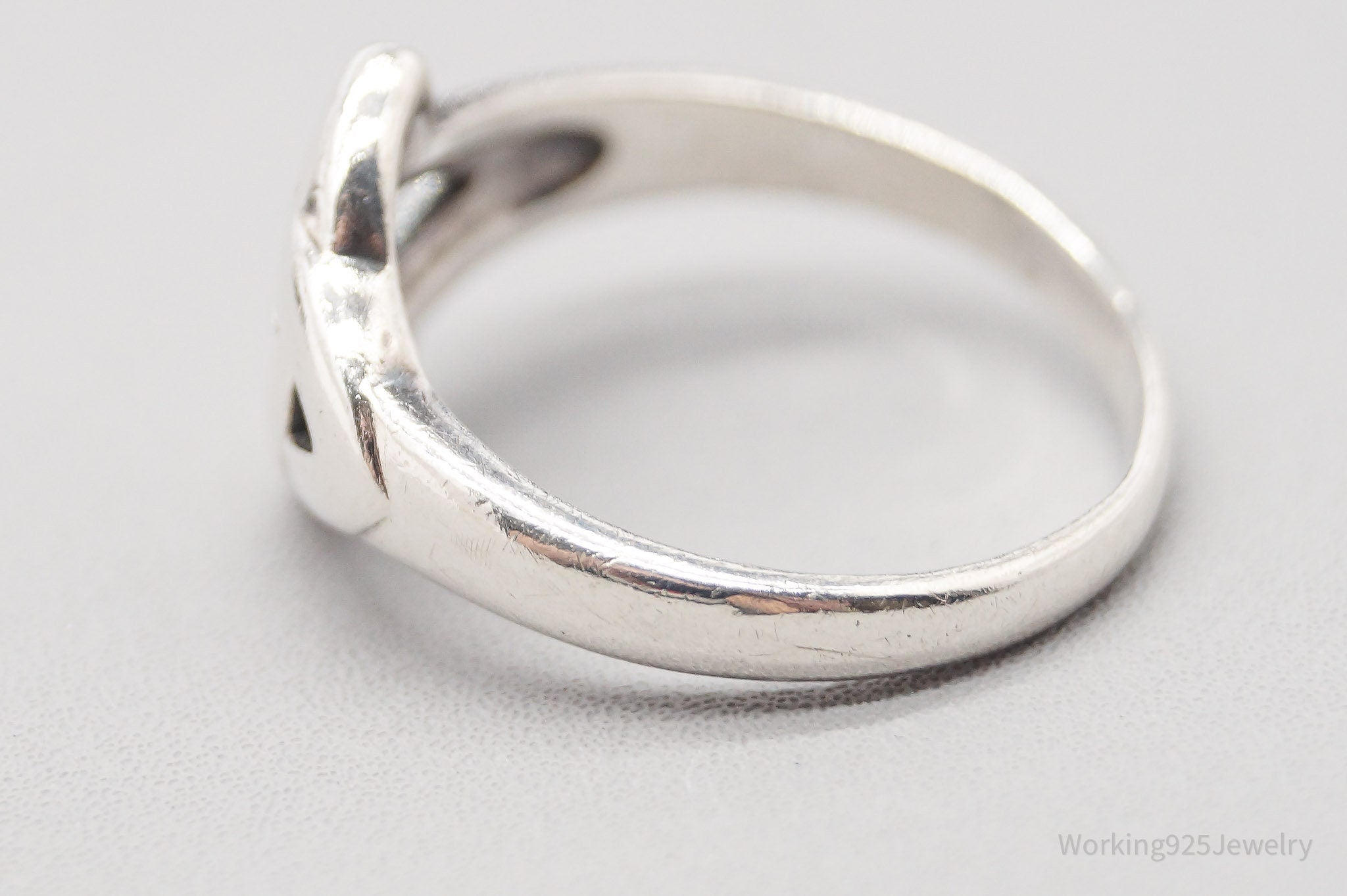 Vintage Designer Solvar Trinity Celtic Knot Sterling Silver Ring - Size 9.25