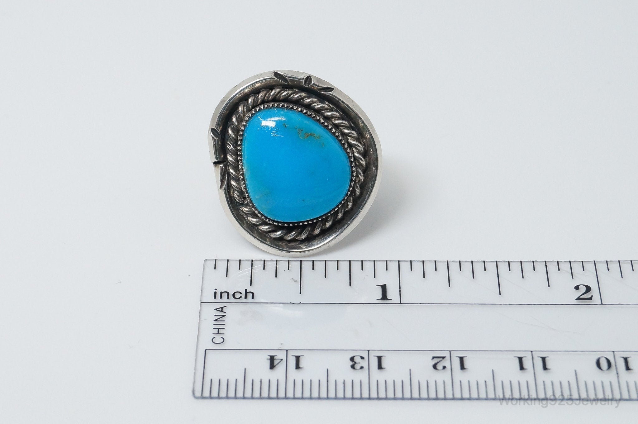 Vintage Native American Turquoise Unsigned Sterling Silver Ring - Sz 6.75