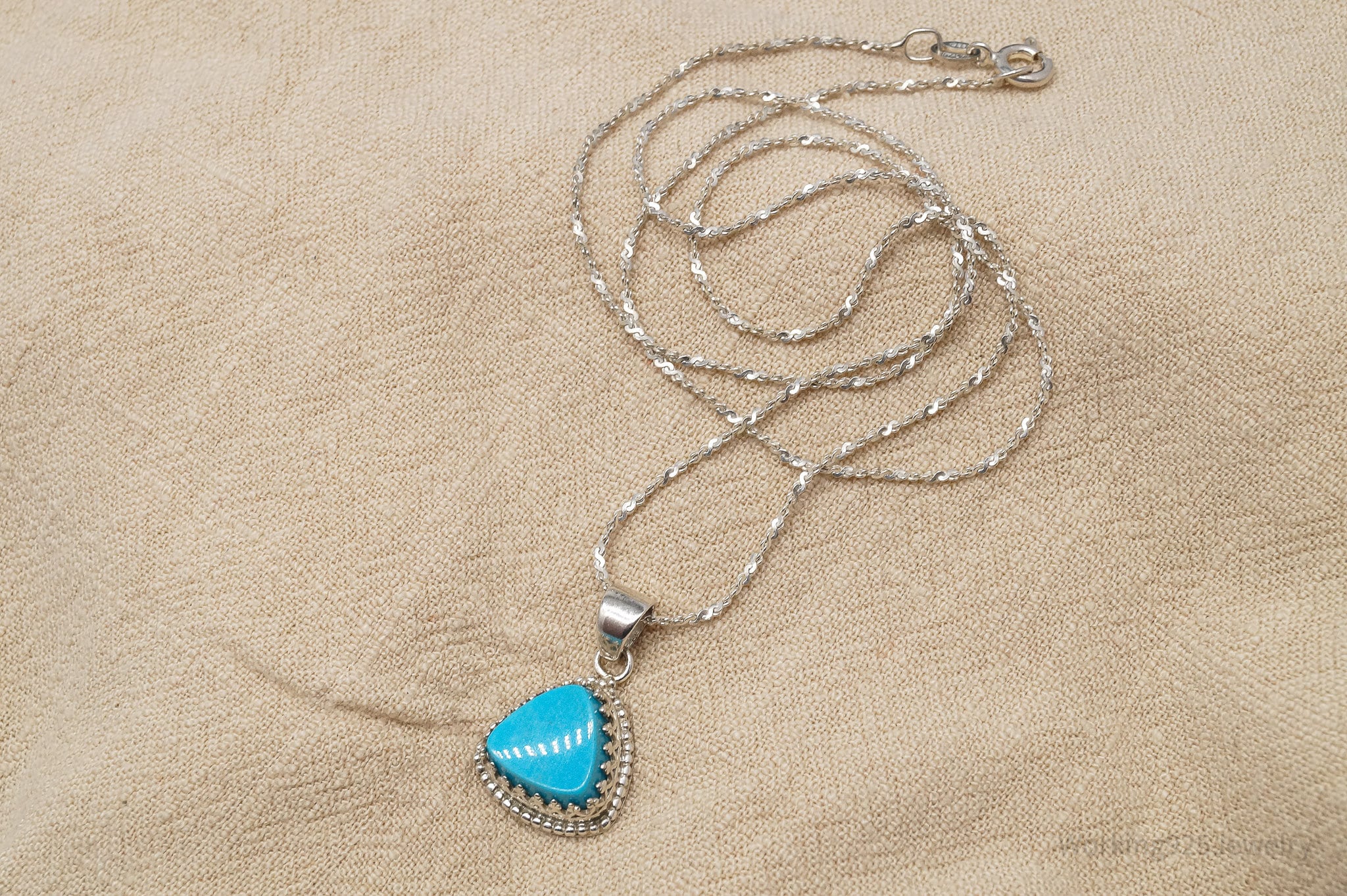 Vintage Southwestern Desert Rose Trading Turquoise Sterling Silver Necklace 20"