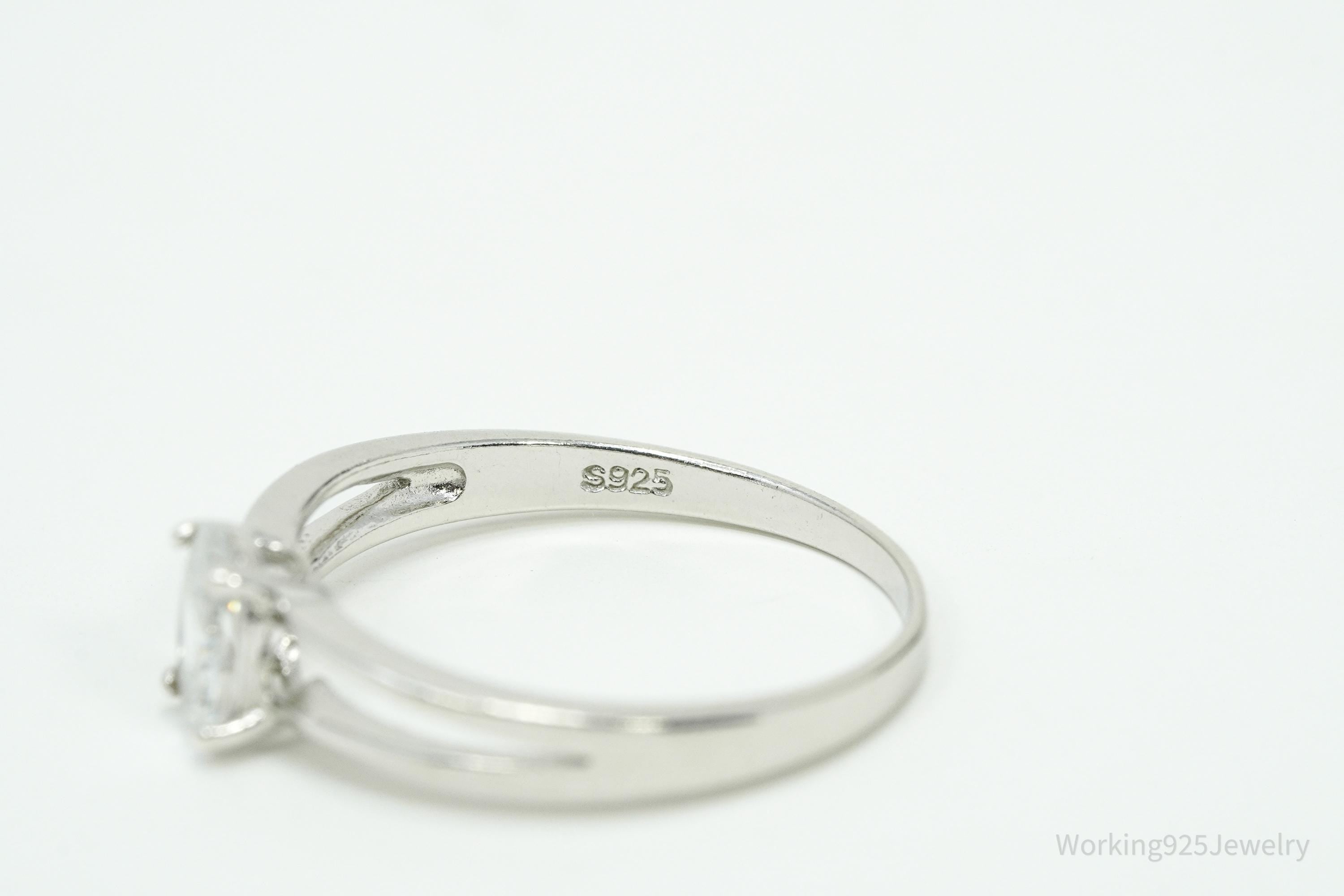 Vintage Cubic Zirconia Sterling Silver Ring - Size 8