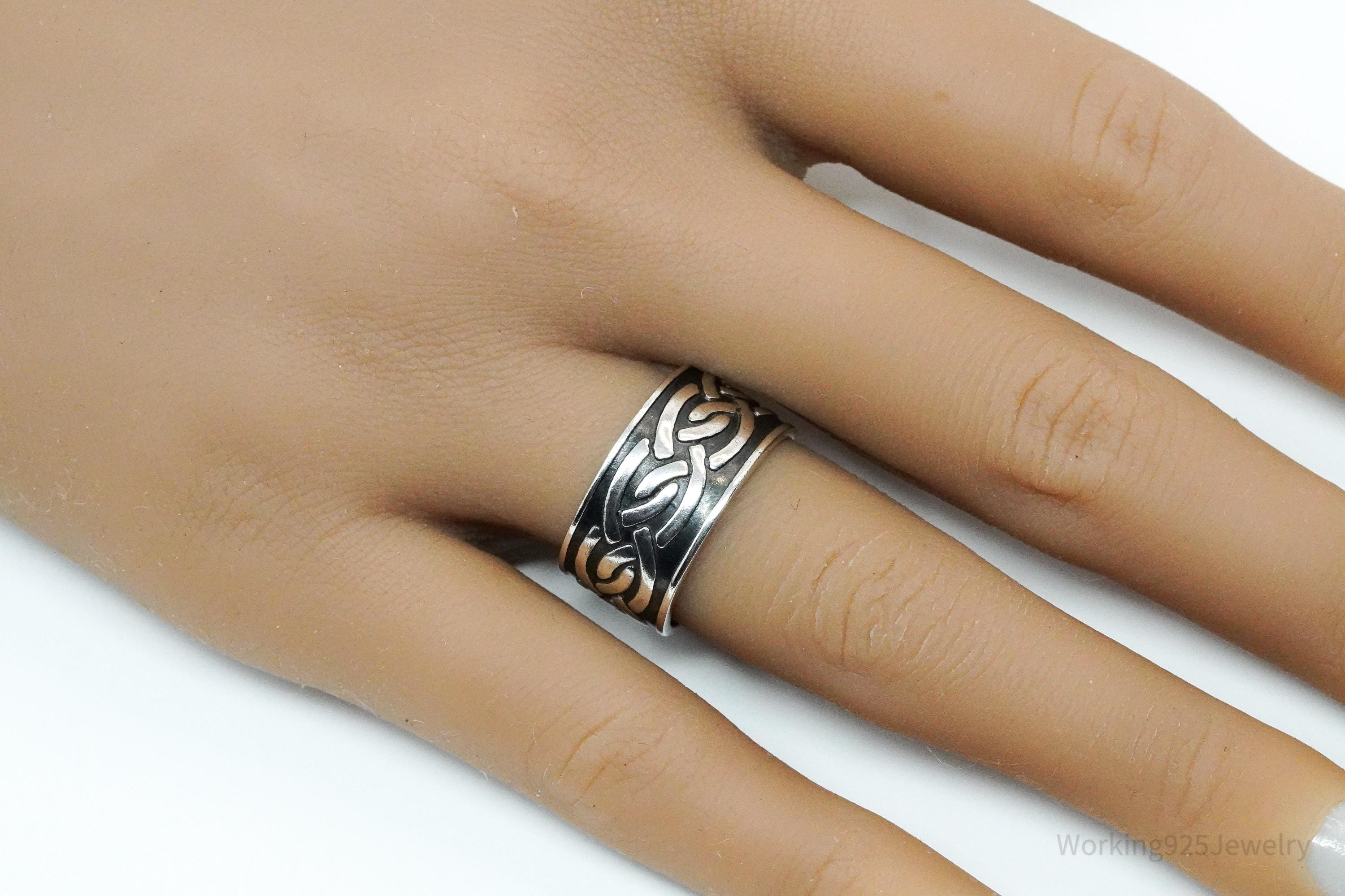 Vintage Celtic Knot Design Sterling Silver Band Ring - Size 7.5
