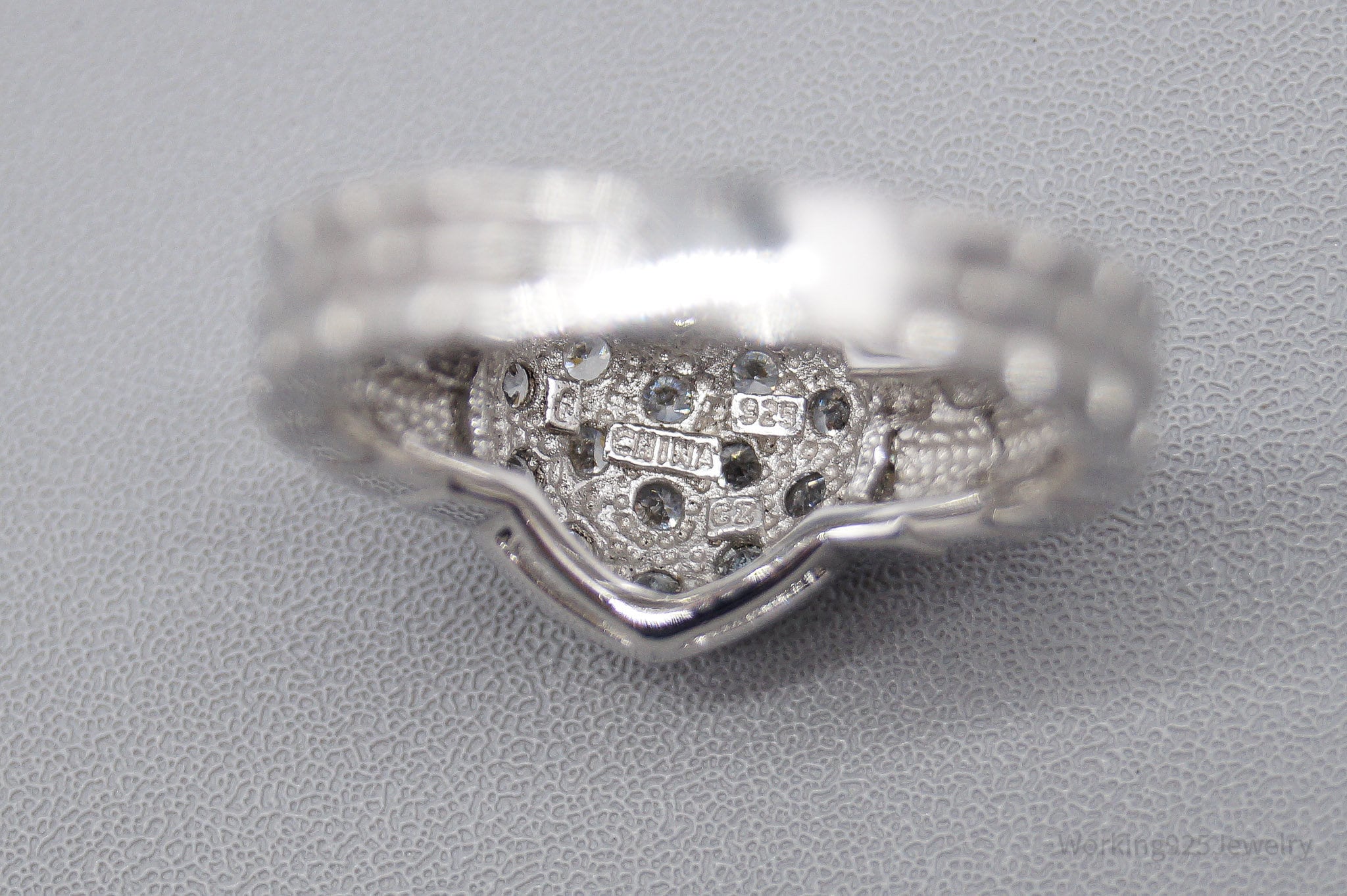 Vintage Cubic Zirconia Heart Sterling Silver Ring - Size 7