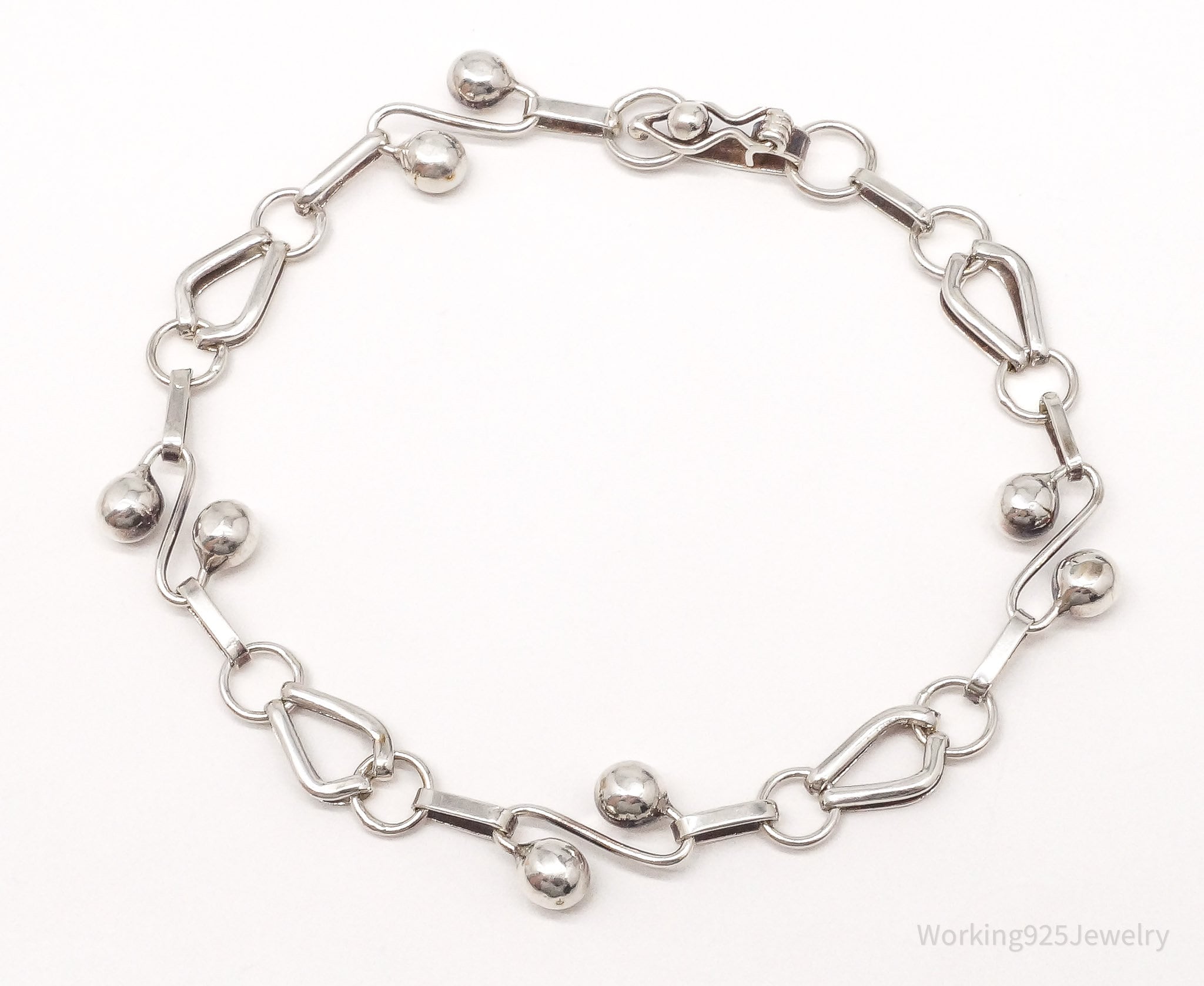 Woven Heart Shape 950 Silver Cuff Bracelet - Woven Hearts – GlobeIn