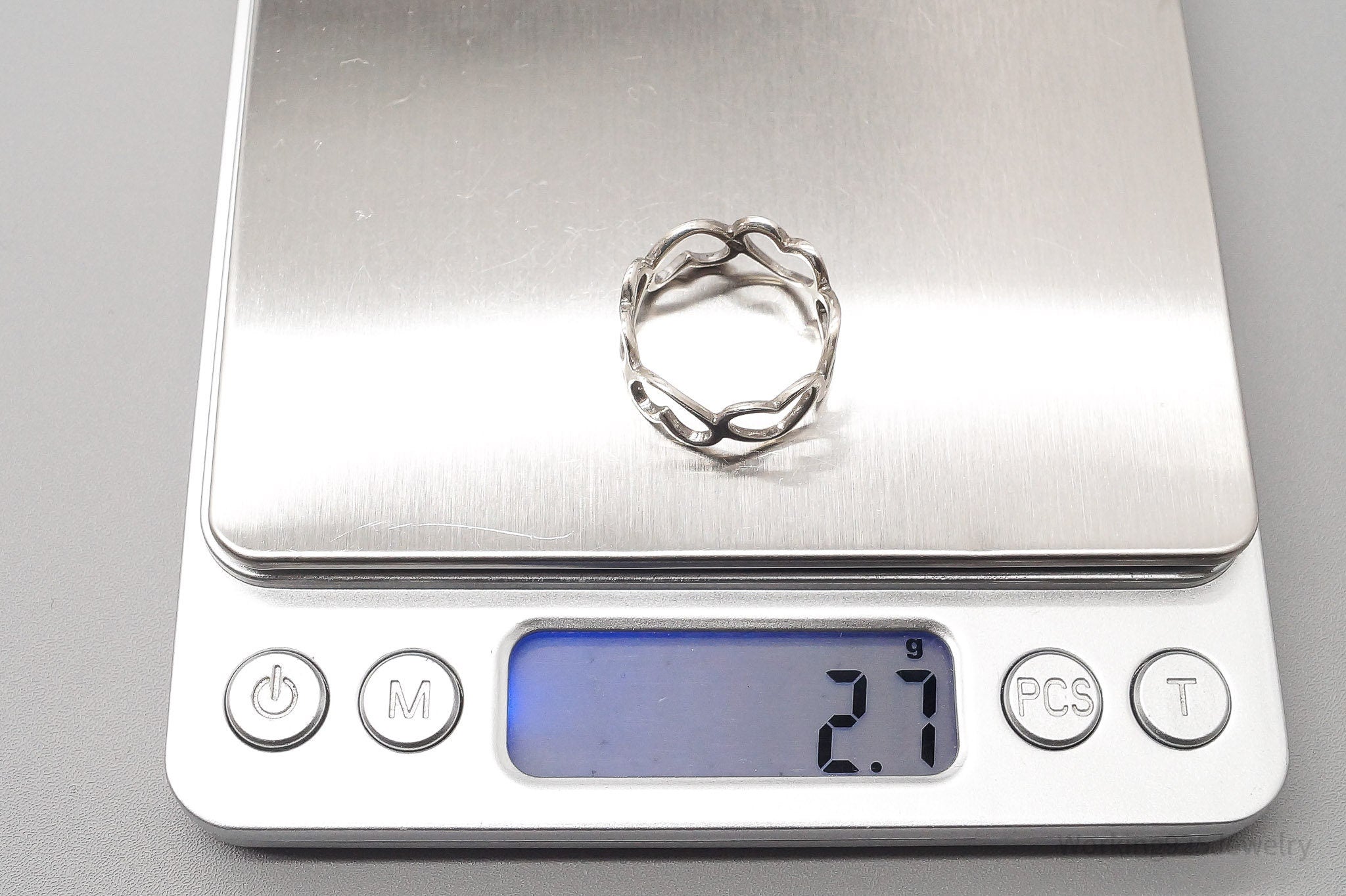 Vintage Hearts Pattern Sterling Silver Band Ring - Size 7.5