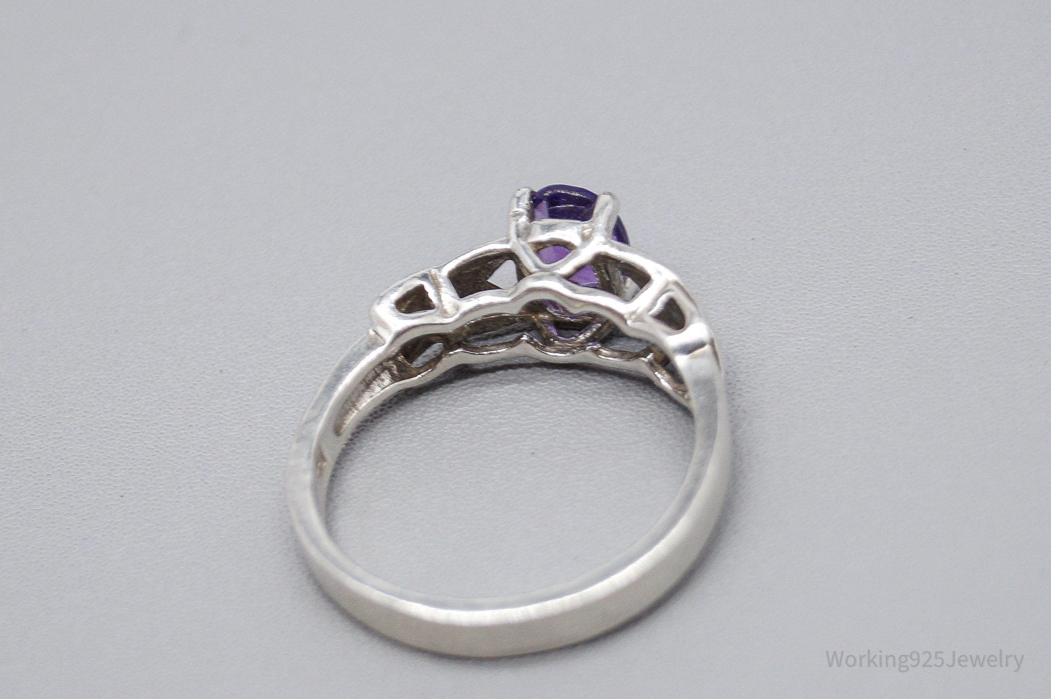 Vintage Amethyst Sterling Silver Ring - Size 7