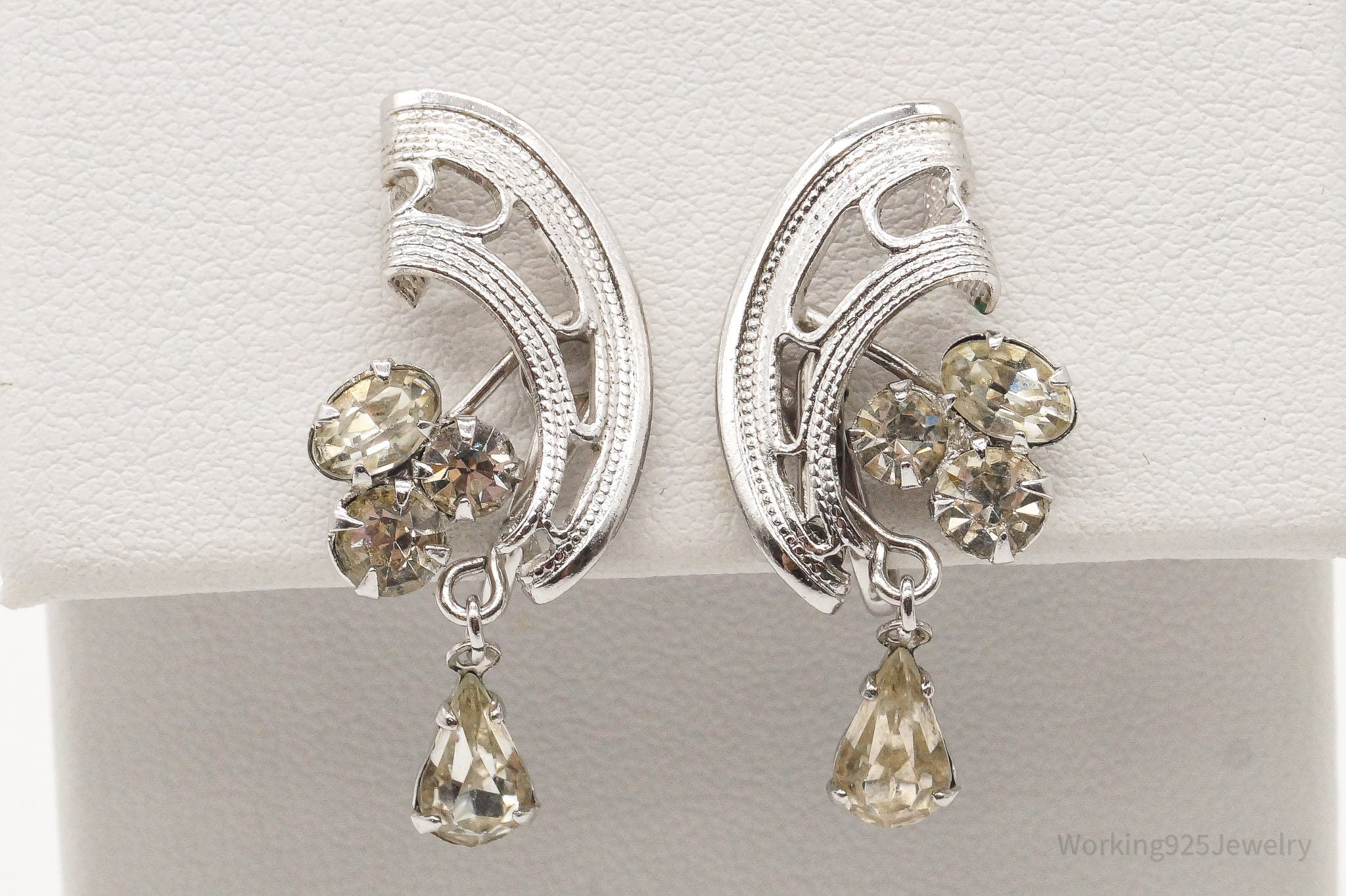 Vintage 1940s Art Deco Rhinestone Silver Screw Back Earrings