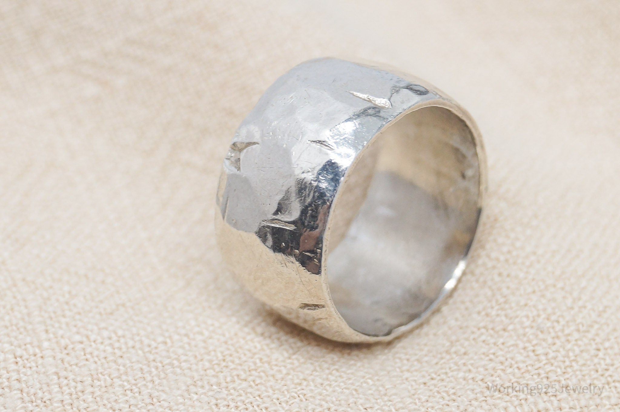 Vintage Designer Silpada Retired Hammered Sterling Silver Ring - Size 6.5