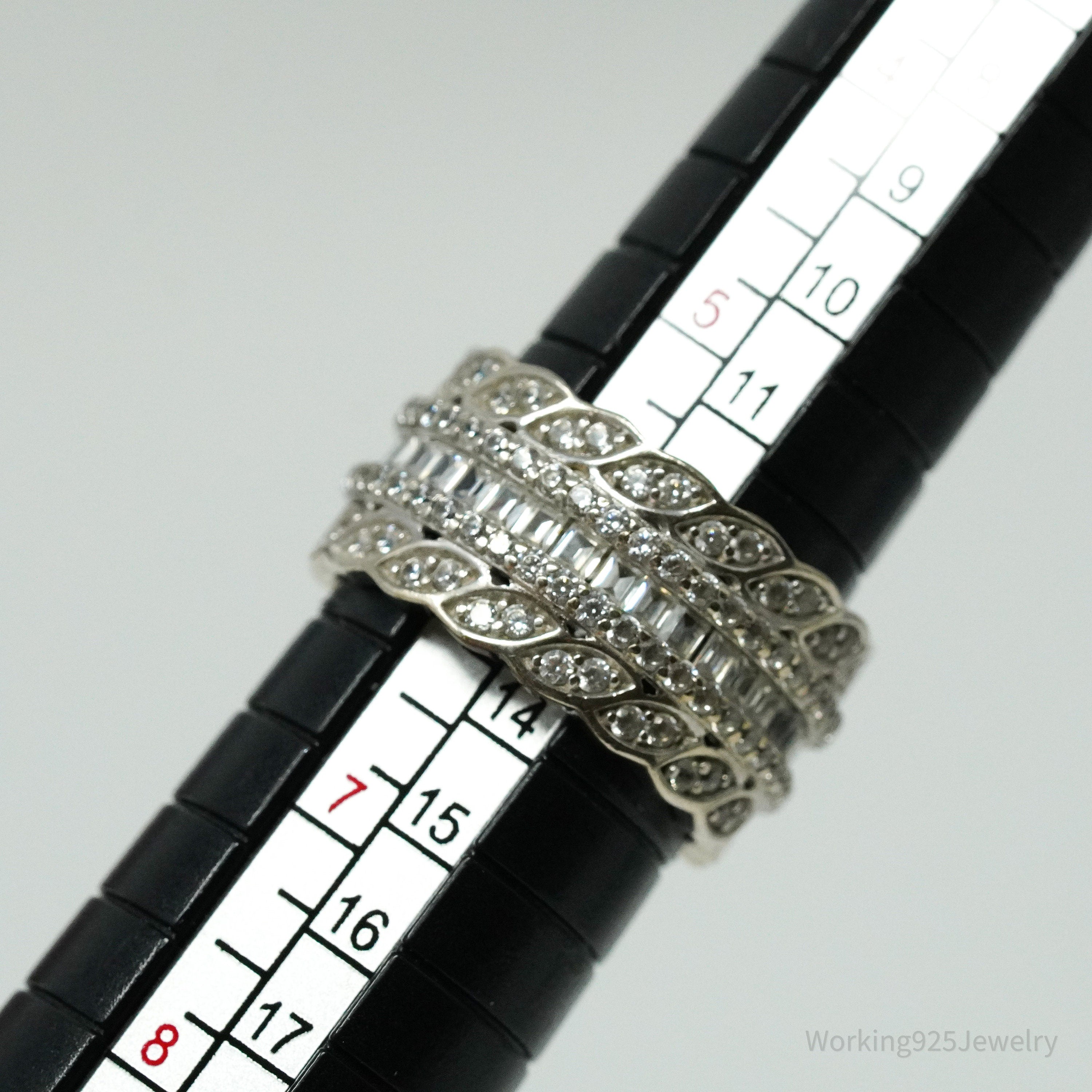 Vintage Cubic Zirconia Sterling Silver Band Ring - Size 6.25