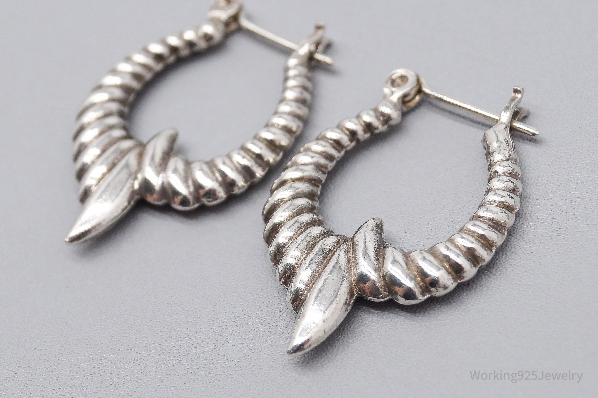 Vintage Puffy Ribbed Modernist Style Silver Hoop Earrings