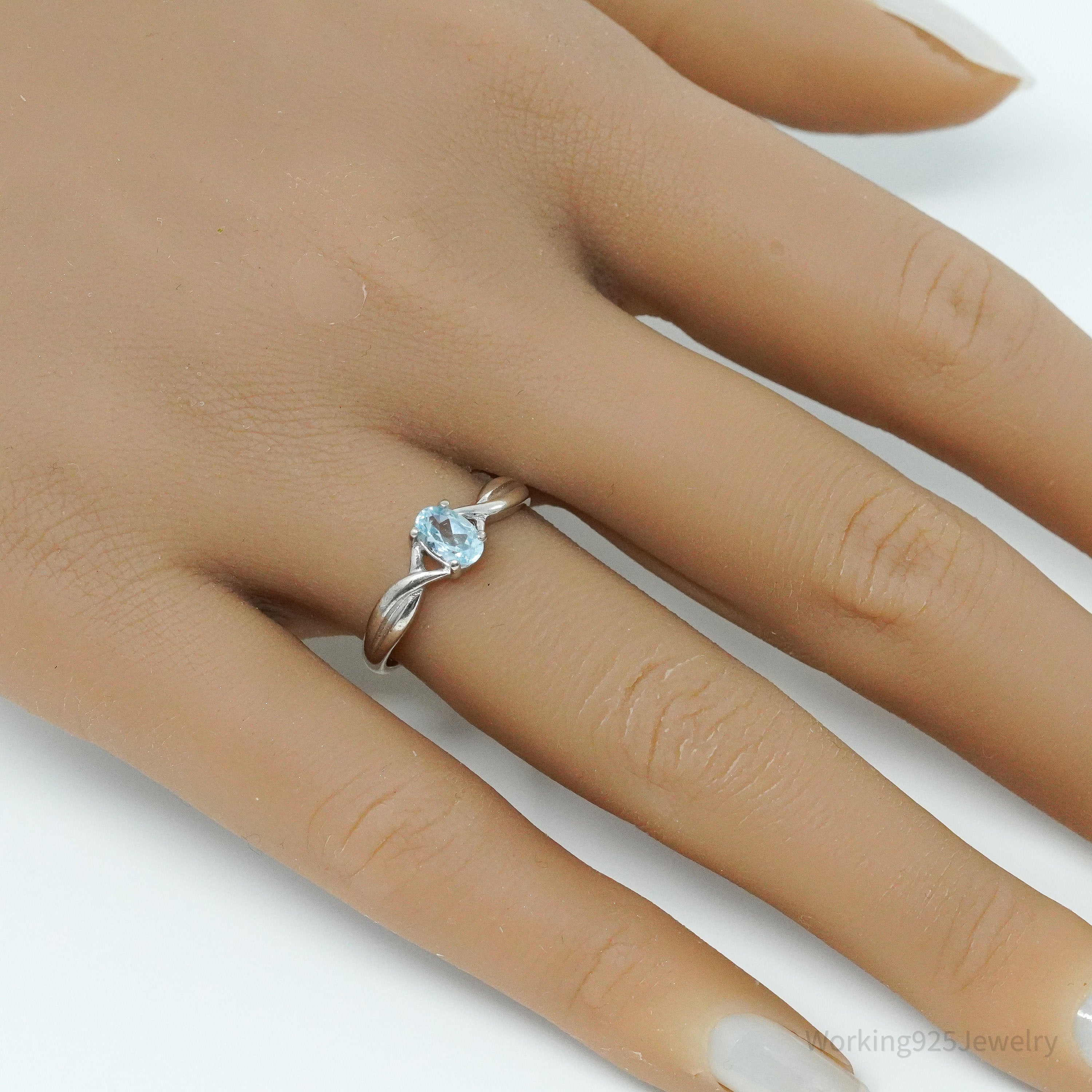 Vintage Ross Simons Blue Topaz Sterling Silver Ring - Size 7