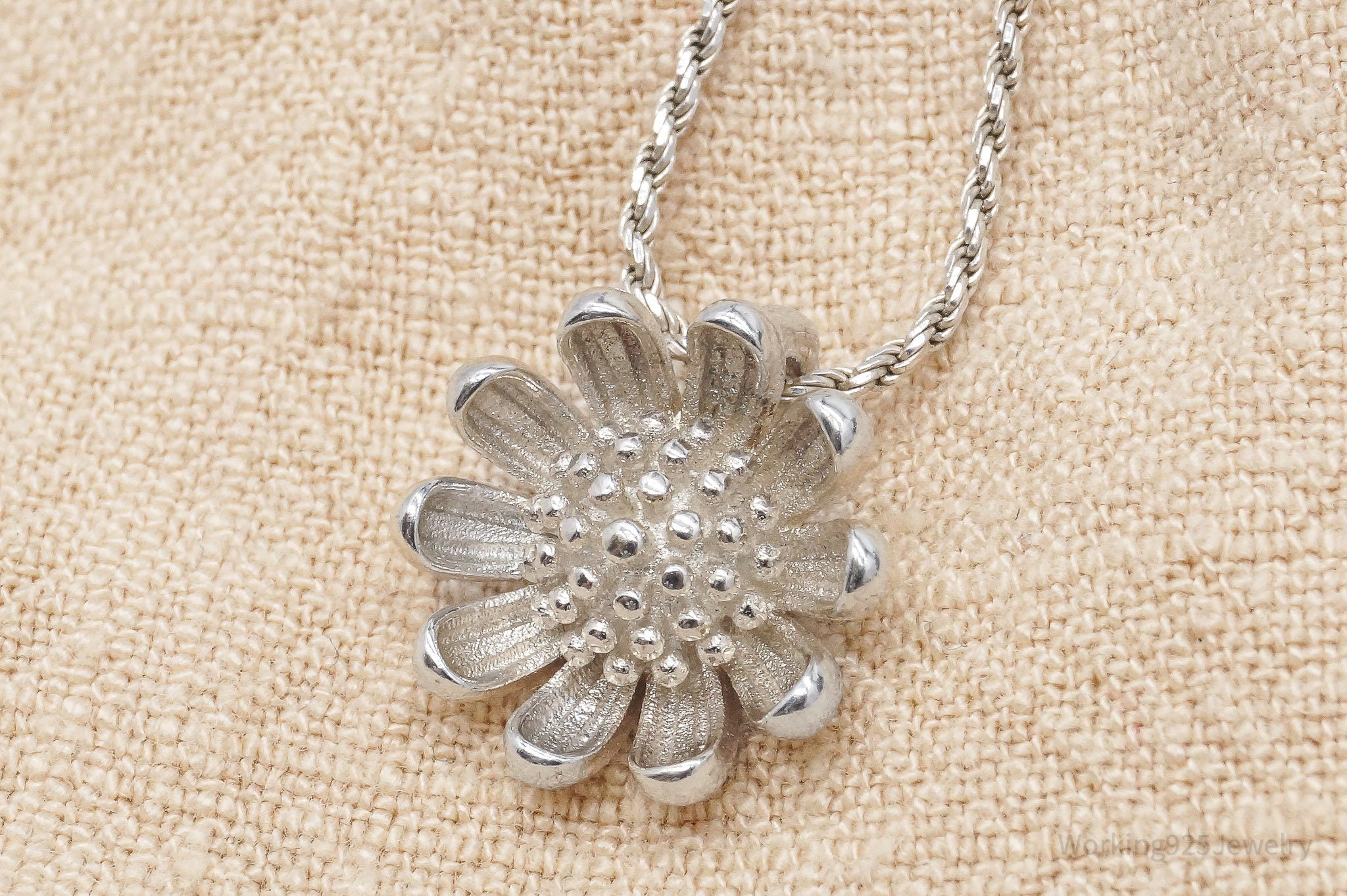 Vintage Flower Sterling Silver Necklace 16"