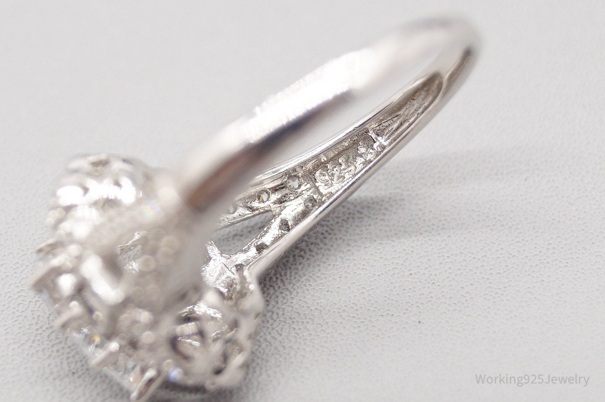 Vintage Cubic Zirconia Sterling Silver Ring - Size 7