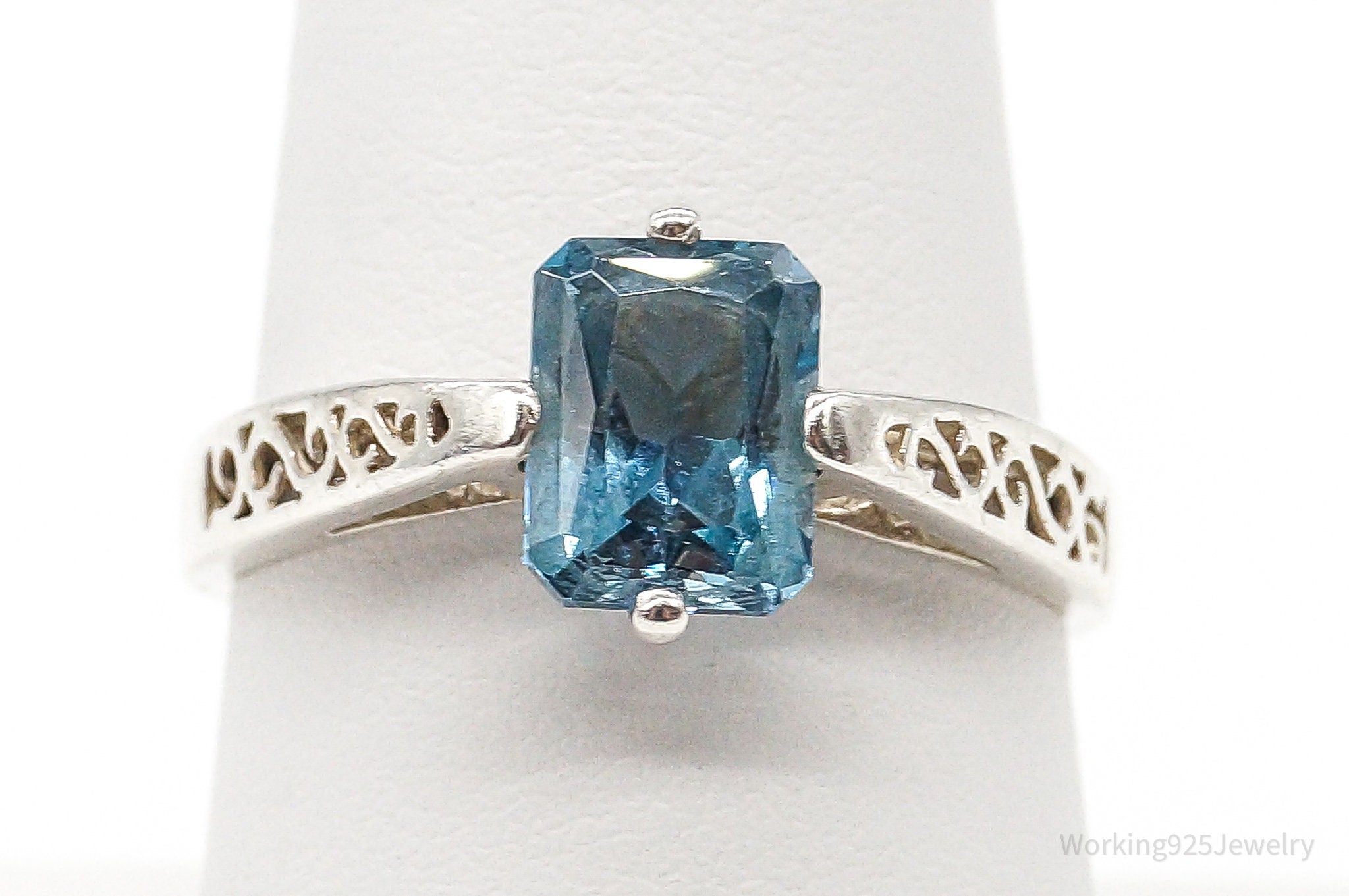 Vintage London Blue Topaz Sterling Silver Ring - Size 8