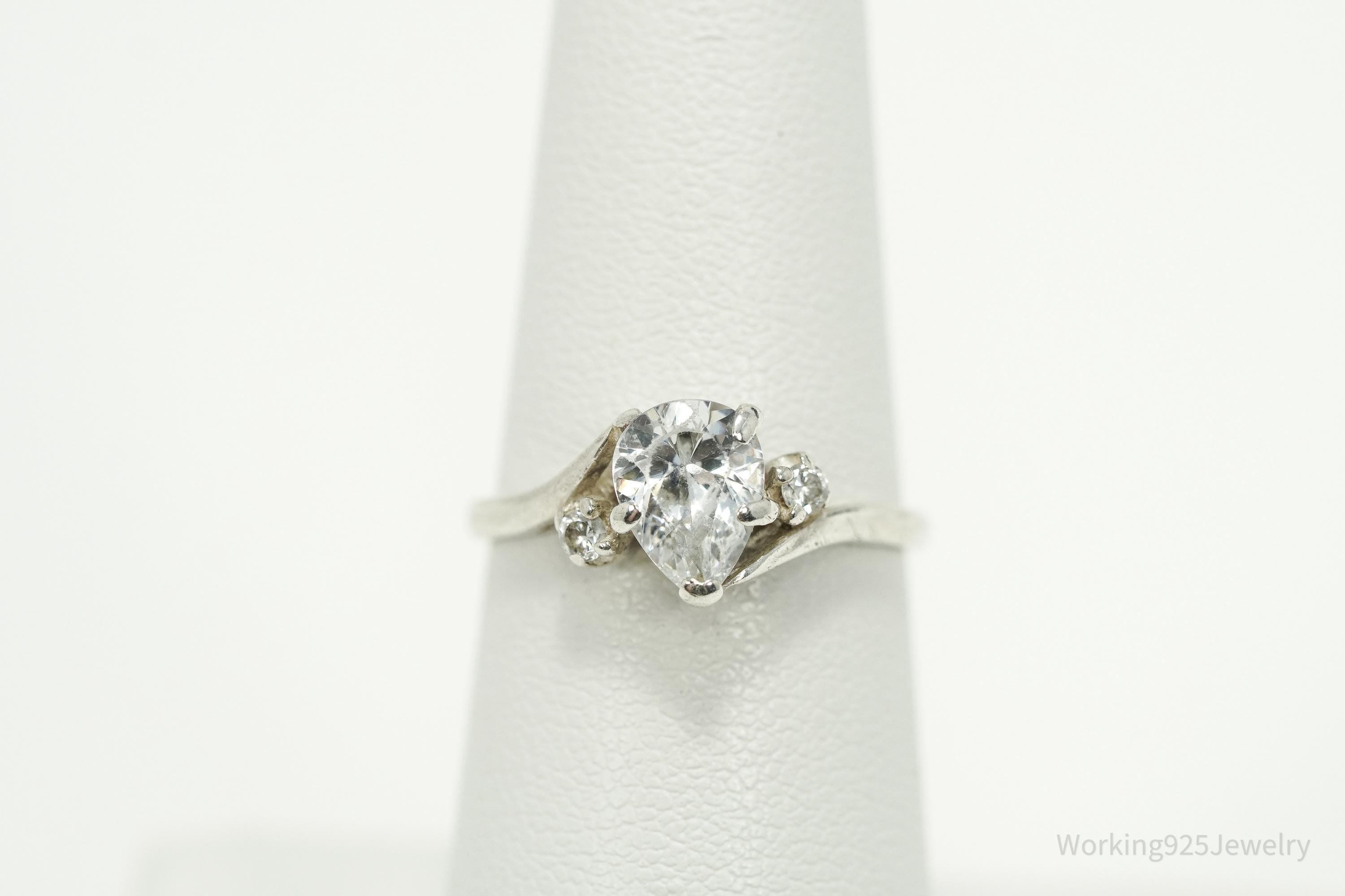 Vintage Cubic Zirconia Sterling Silver Ring - Size 6