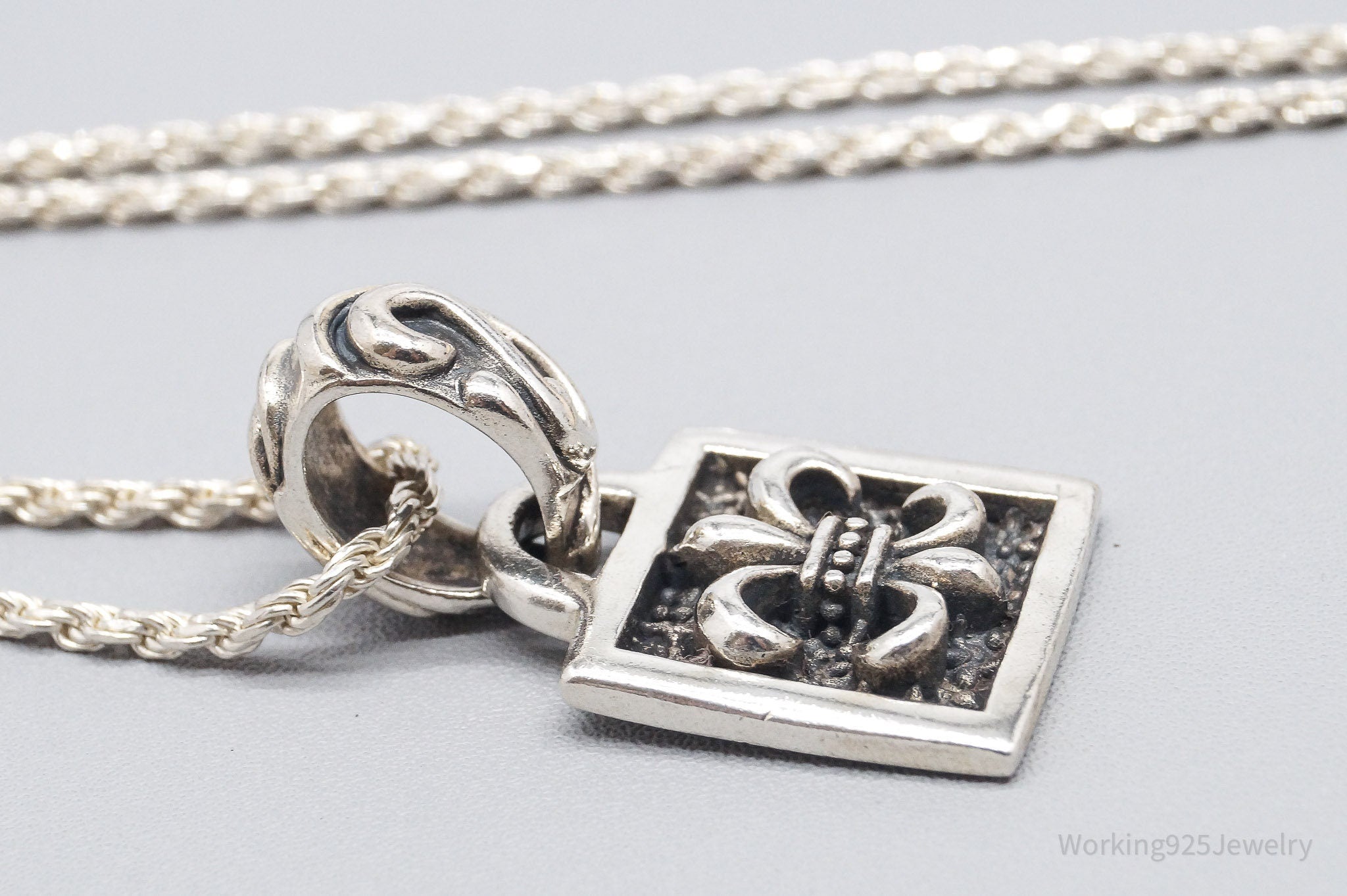 Vintage Designer Silpada Fleur De Lis Sterling Silver Necklace 18"