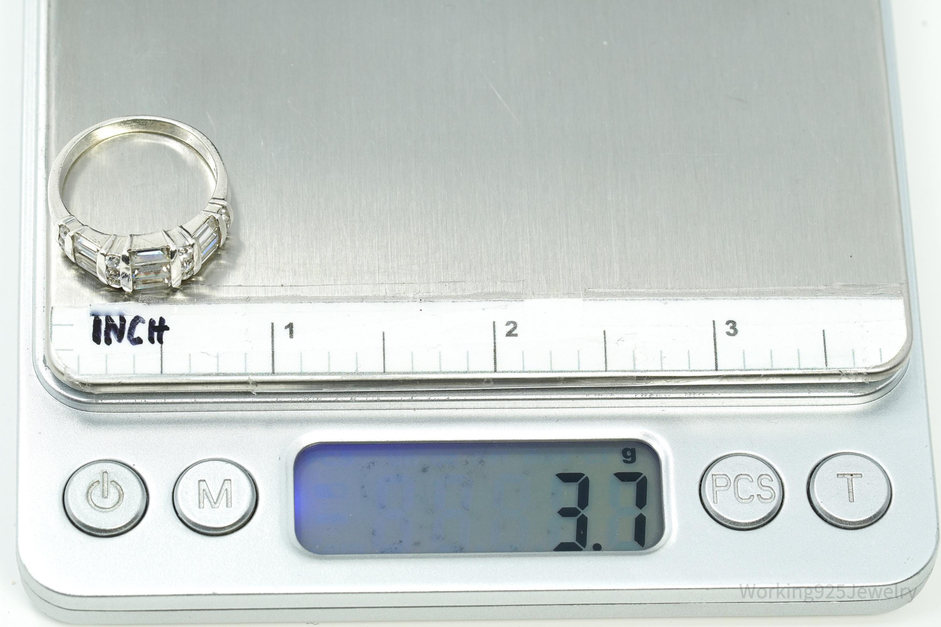 Vintage Cubic Zirconia Sterling Silver Band Ring - Size 7.75