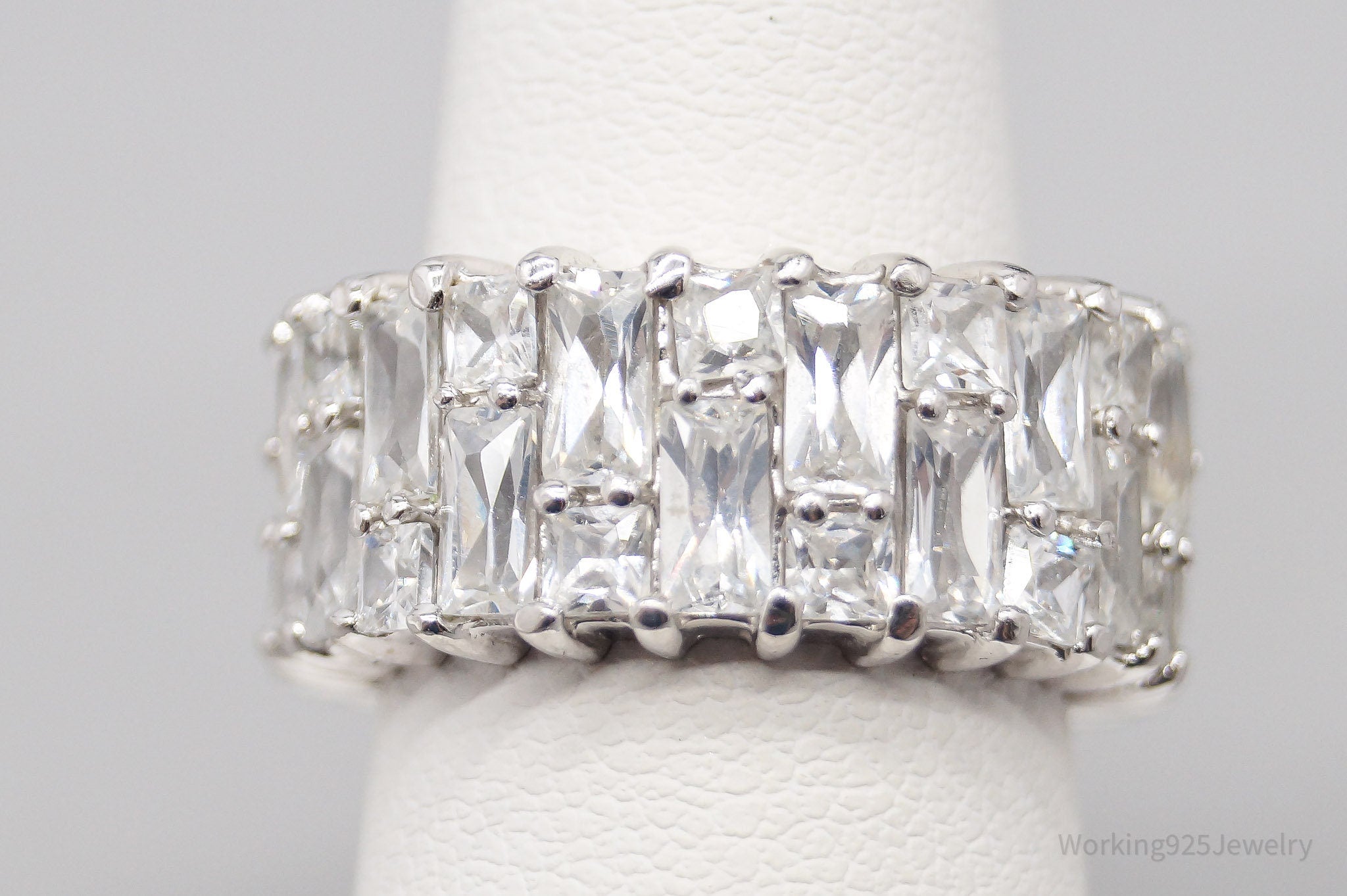 Vintage Cubic Zirconia Sterling Silver Band Ring - Size 6.25