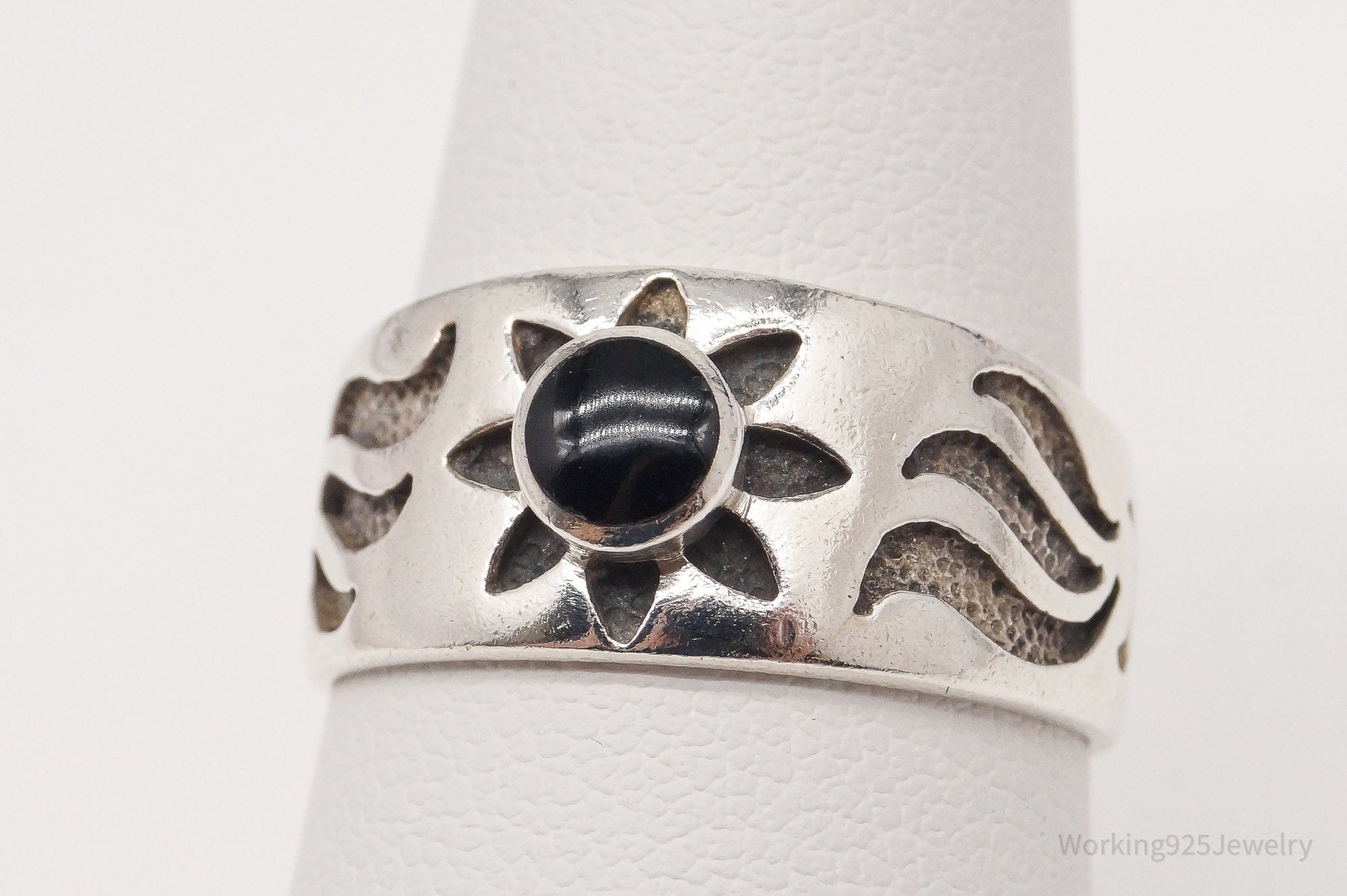 Vintage Black Onyx Sun Sterling Silver Band Ring - Size 7.75