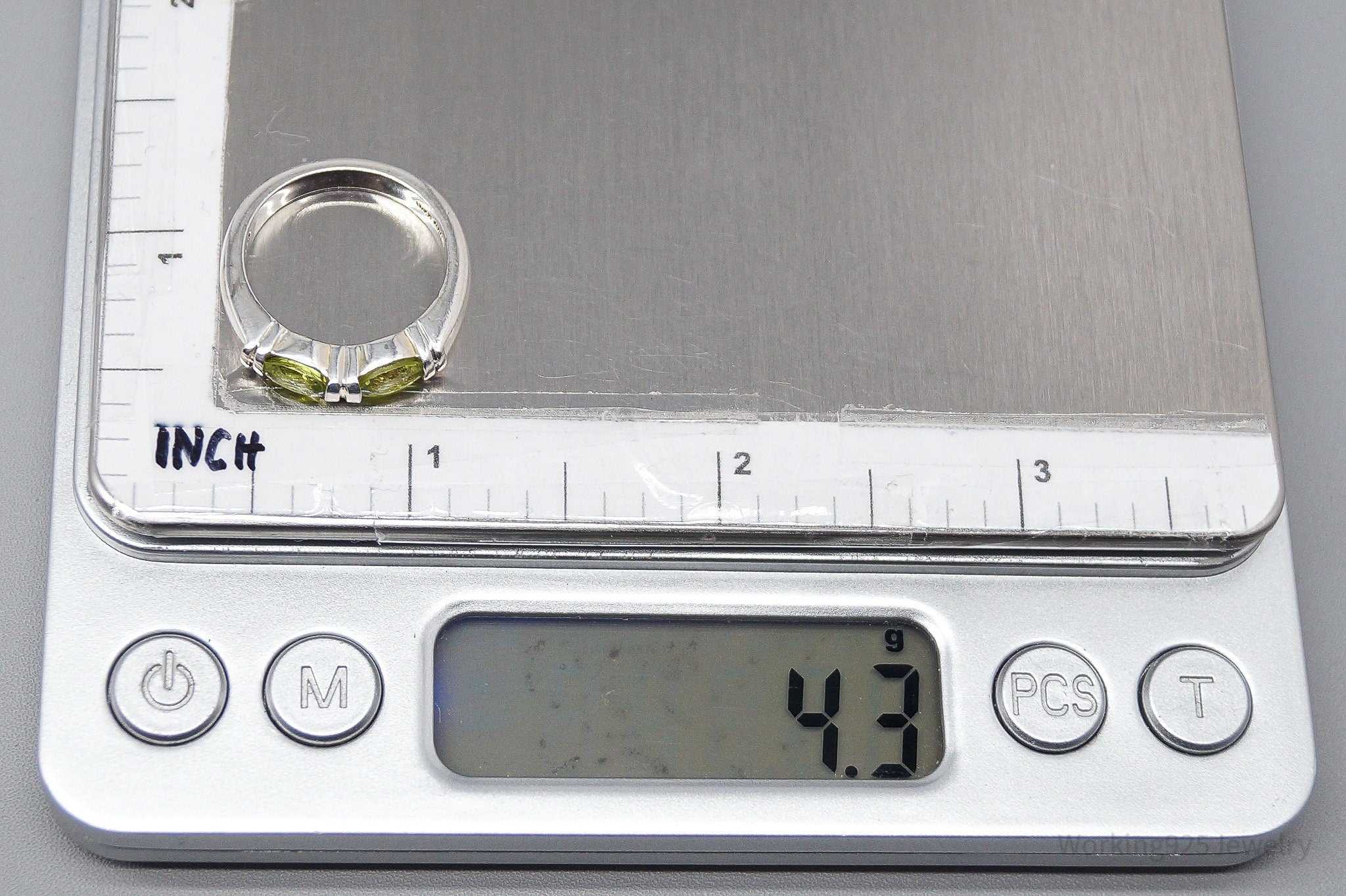 Vintage Peridot Sterling Silver Ring - Size 6