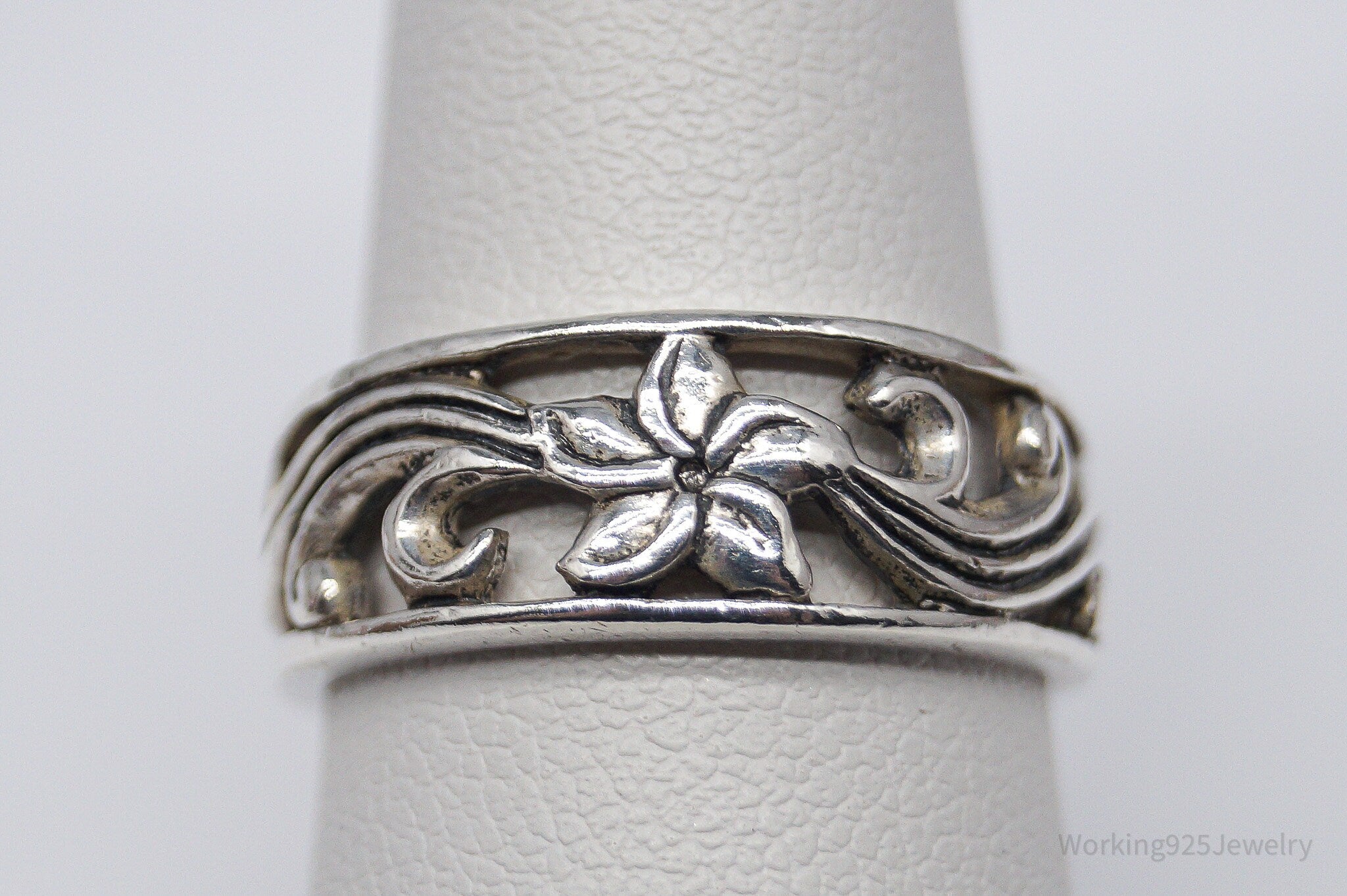 Vintage Flower Sterling Silver Band Ring Size 6.75