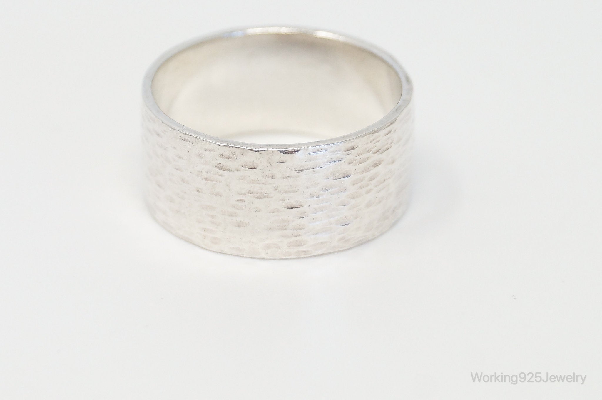 Vintage Modern Hammered Style Sterling Silver Band Ring - Size 8.25