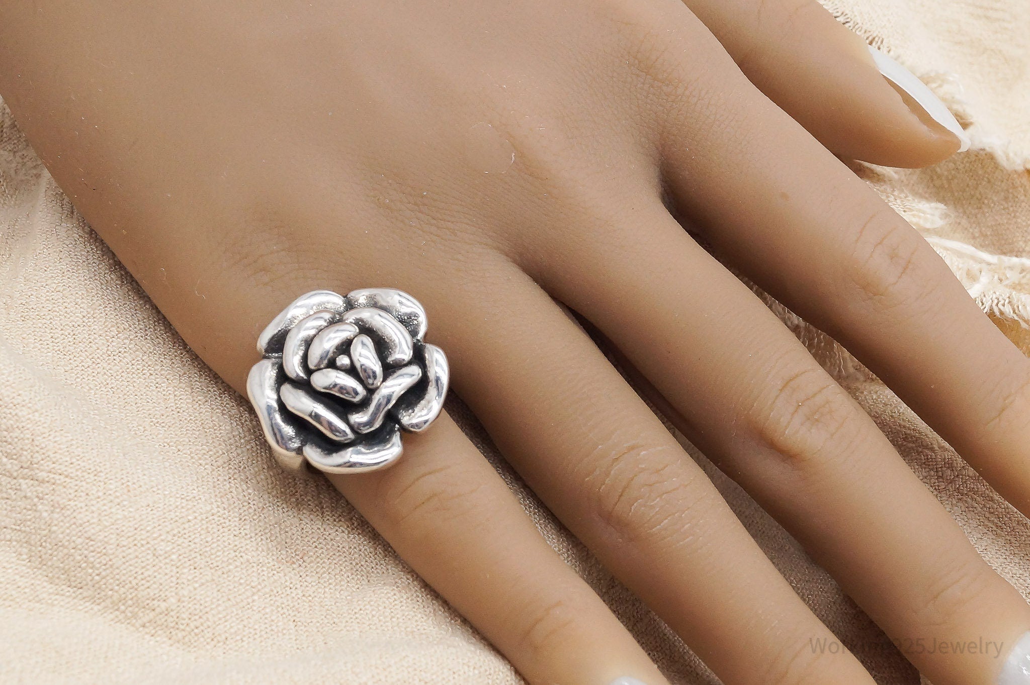 Vintage Puffy Rose Sterling Silver Hollow Ring - Size 6.75