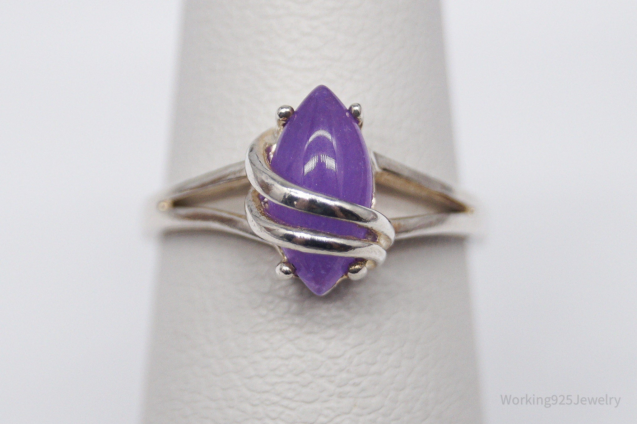 Vintage Avon Lavender Jade Sterling Silver Ring - Size 5