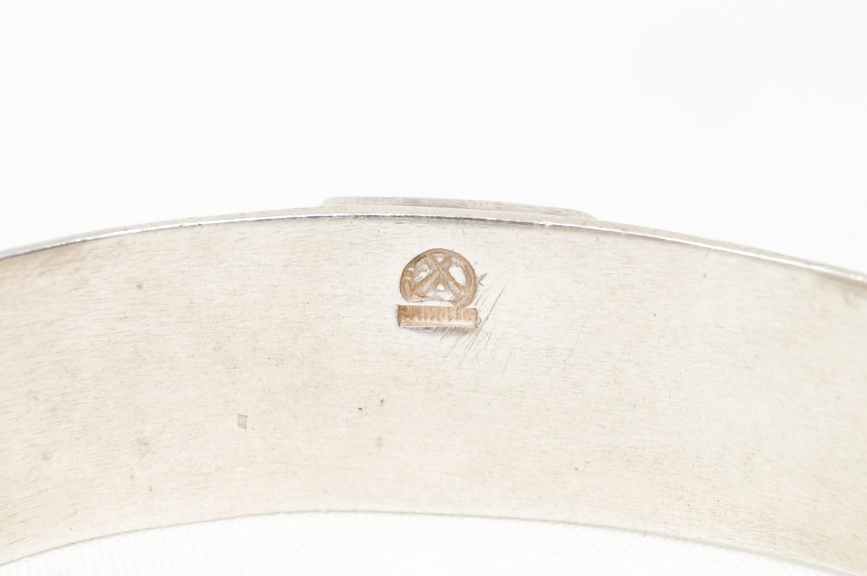 Vintage Handmade Native American Mother Of Pearl Swirl Sterling Cuff Bracelet